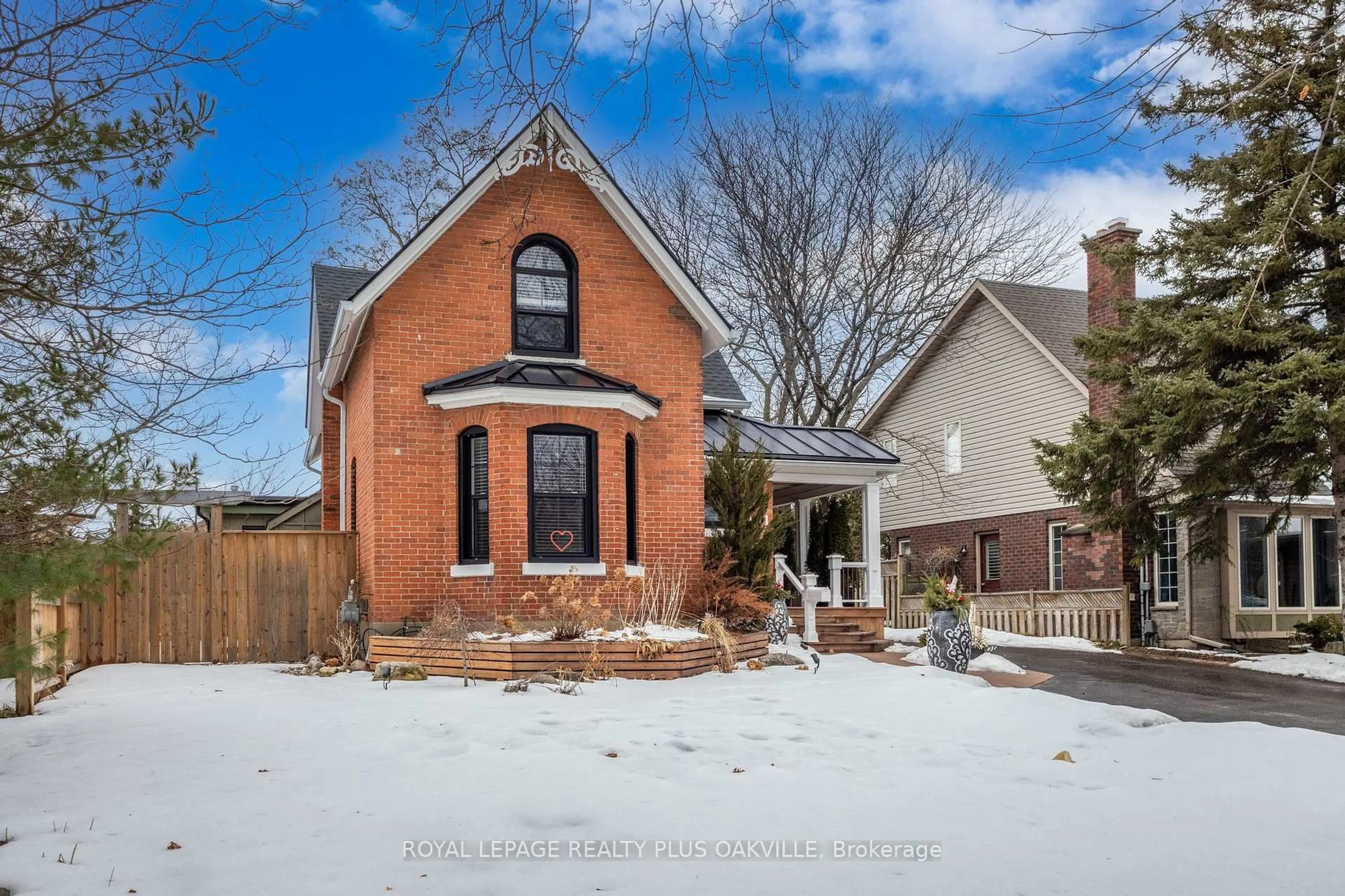 Home with brick exterior material, street for 1161 Lockhart Rd, Burlington Ontario L7S 1G8