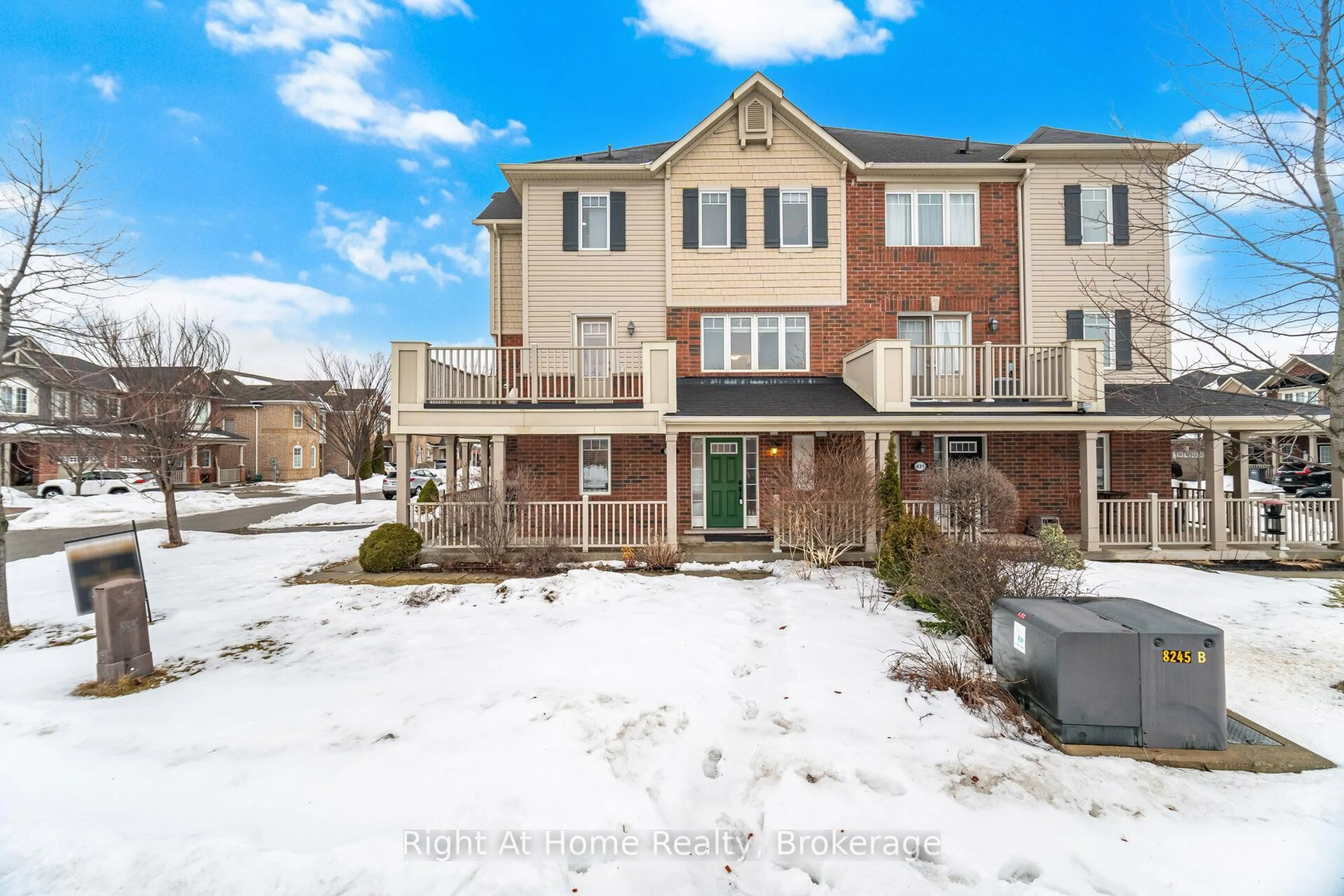 A pic from outside/outdoor area/front of a property/back of a property/a pic from drone, unknown for 387 Cavanagh Lane, Milton Ontario L9T 8J9