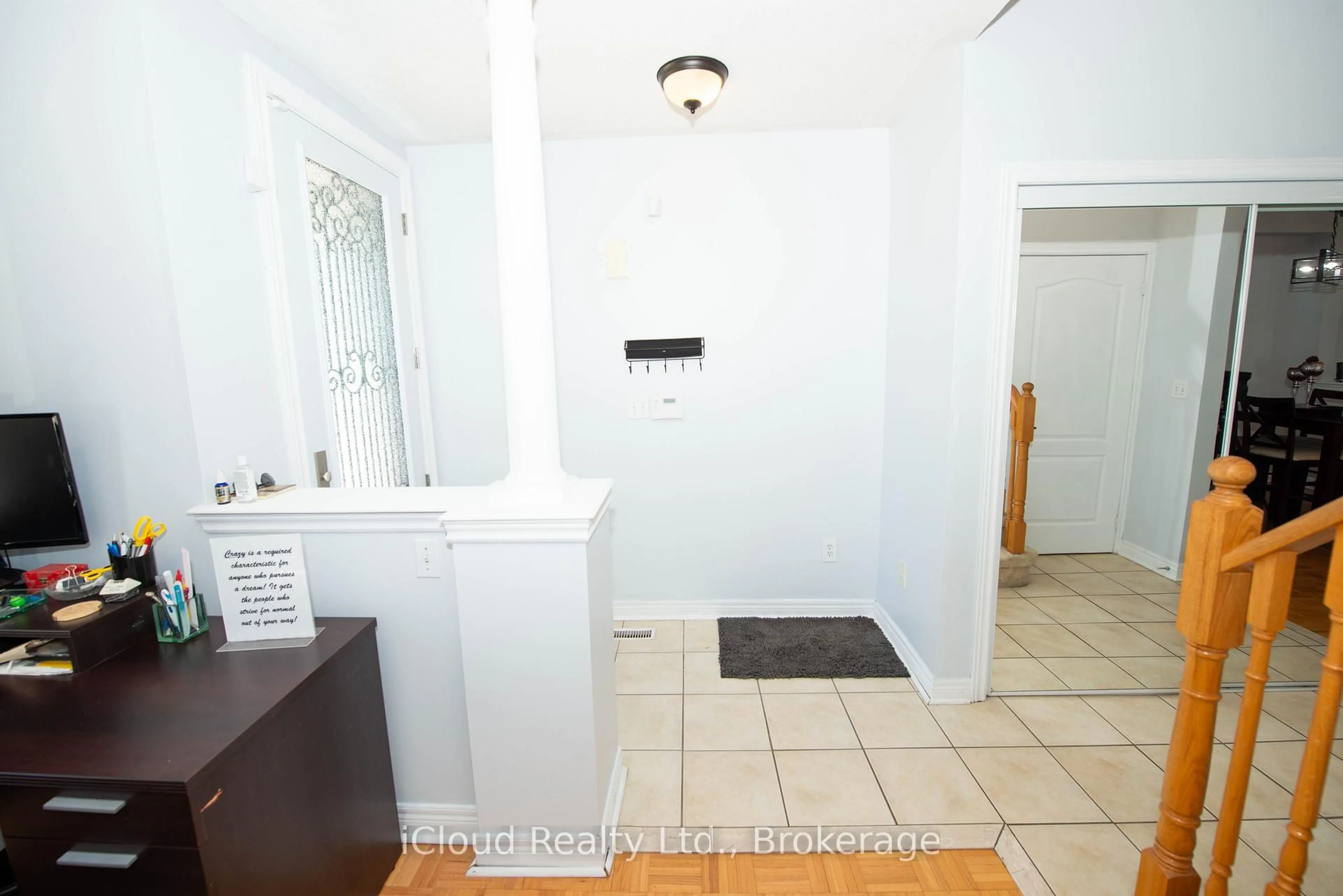 Unknown for 19 Fountainview Way, Brampton Ontario L6S 6K4