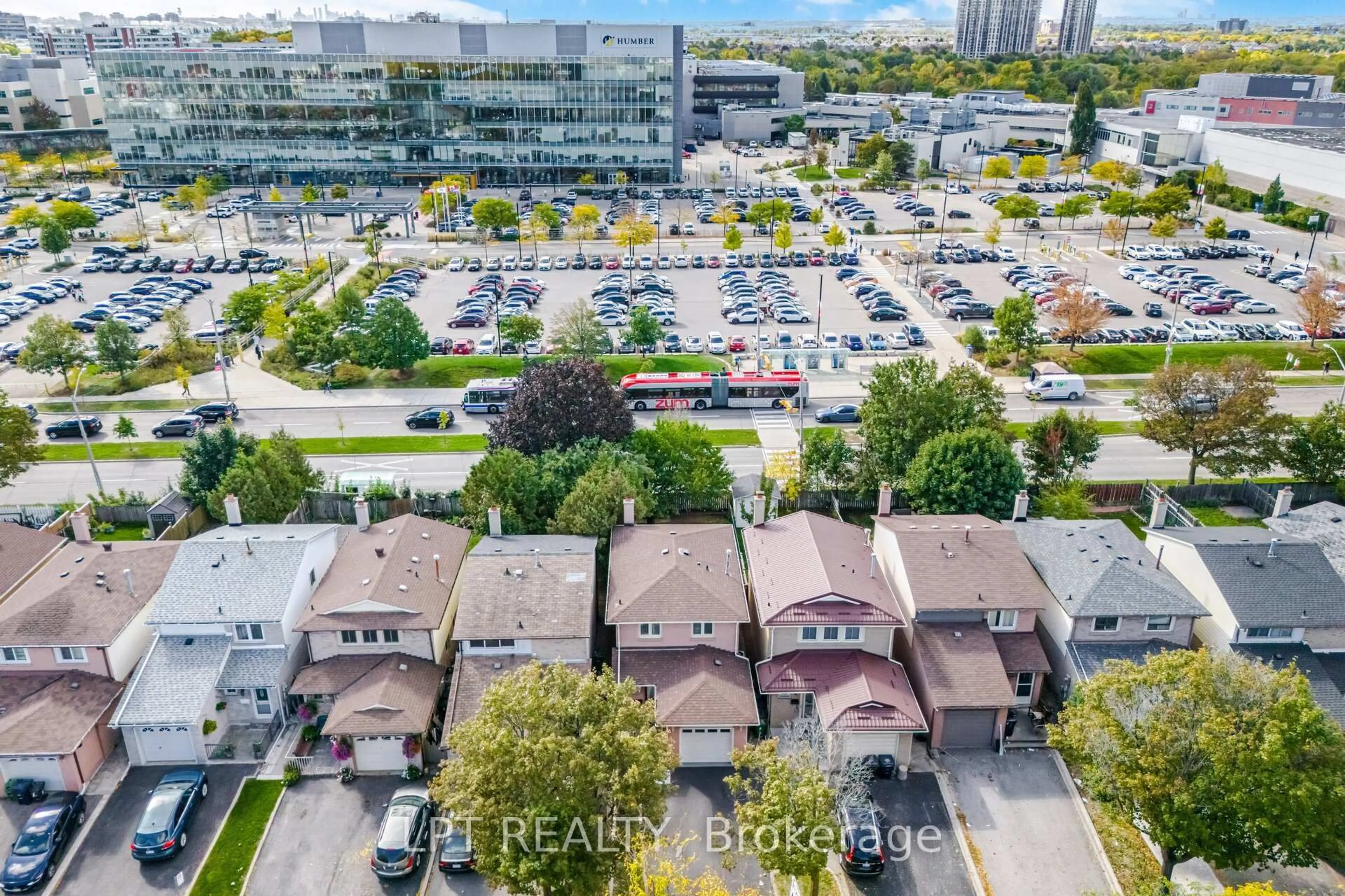 A pic from outside/outdoor area/front of a property/back of a property/a pic from drone, city buildings view from balcony for 27 Woodsview Ave, Toronto Ontario M9W 6B9