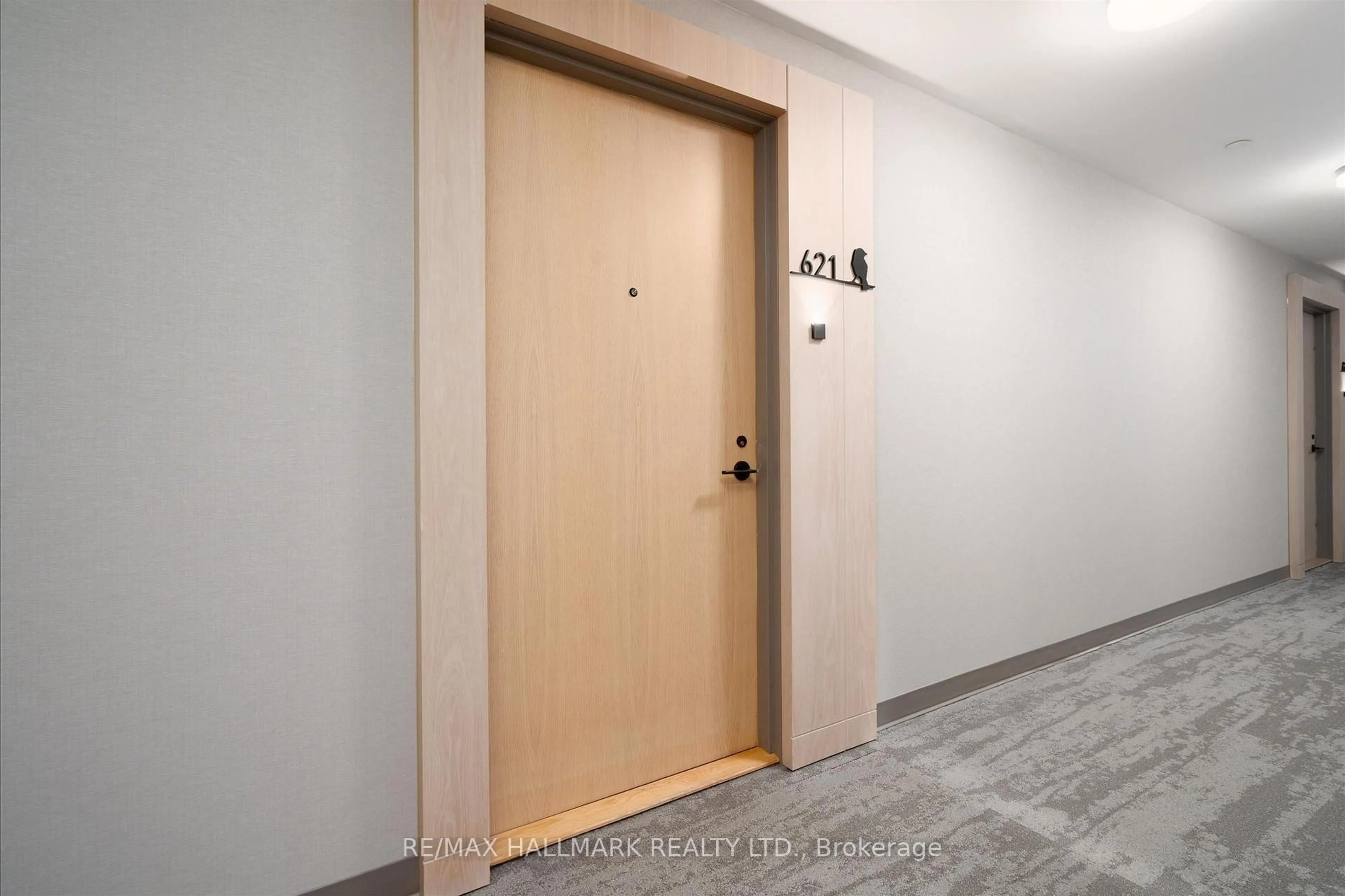 Indoor foyer for 60 George Butchart Dr #621, Toronto Ontario M3K 0E1