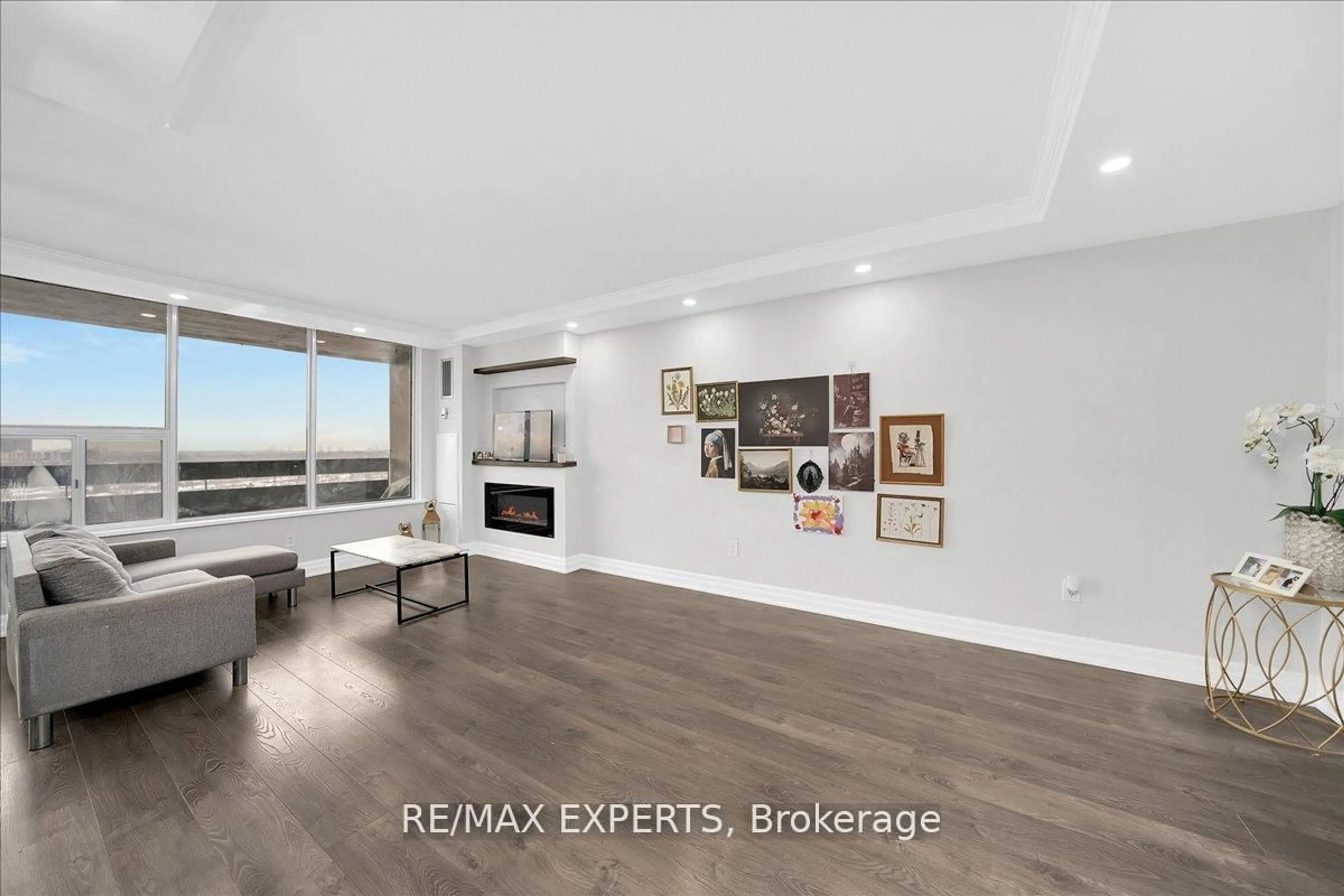 A pic of a room for 11 Wincott Dr #2115, Toronto Ontario M9R 2R9