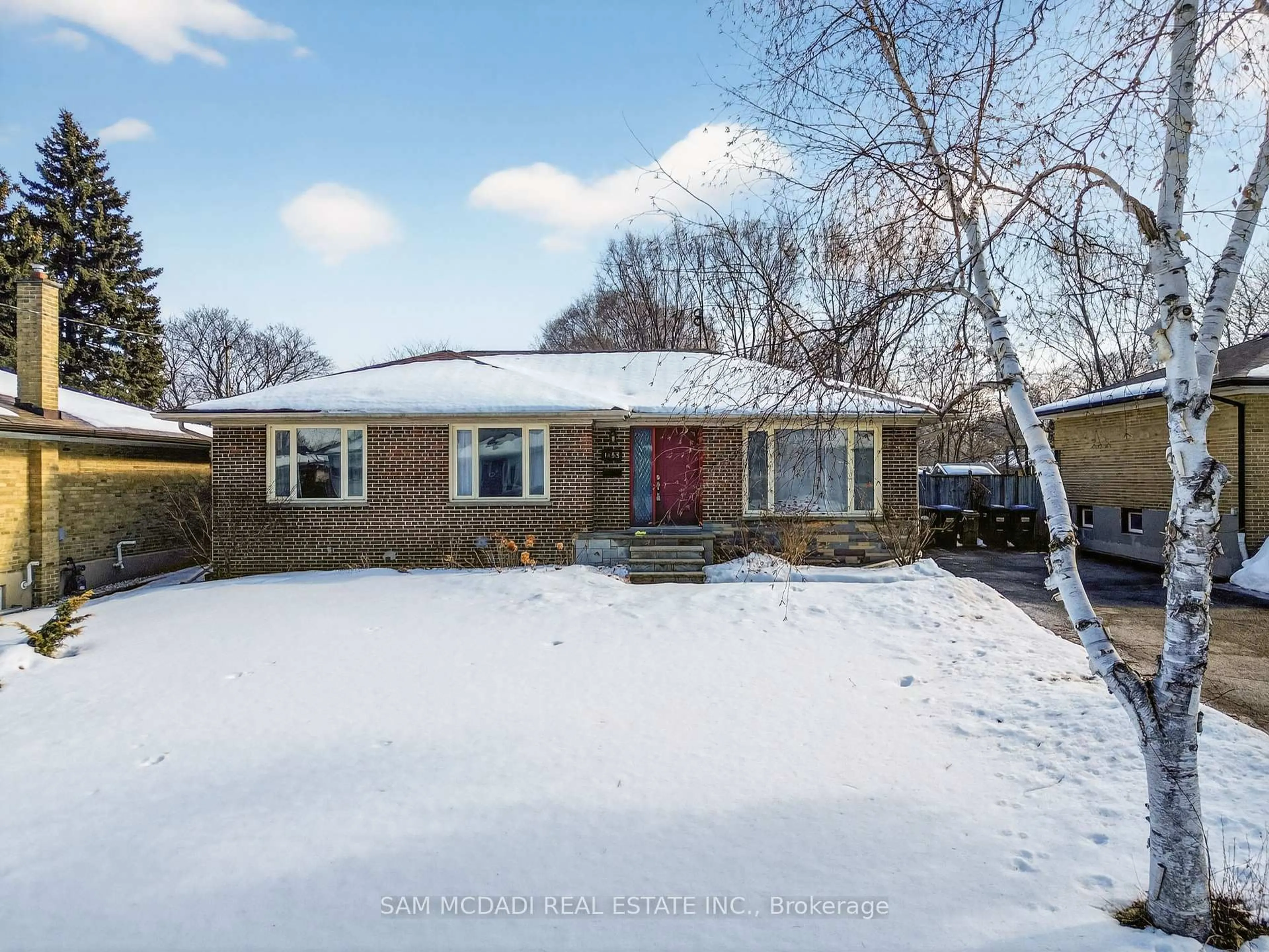 Home with brick exterior material, street for 1655 Springwell Ave, Mississauga Ontario L5J 3J1