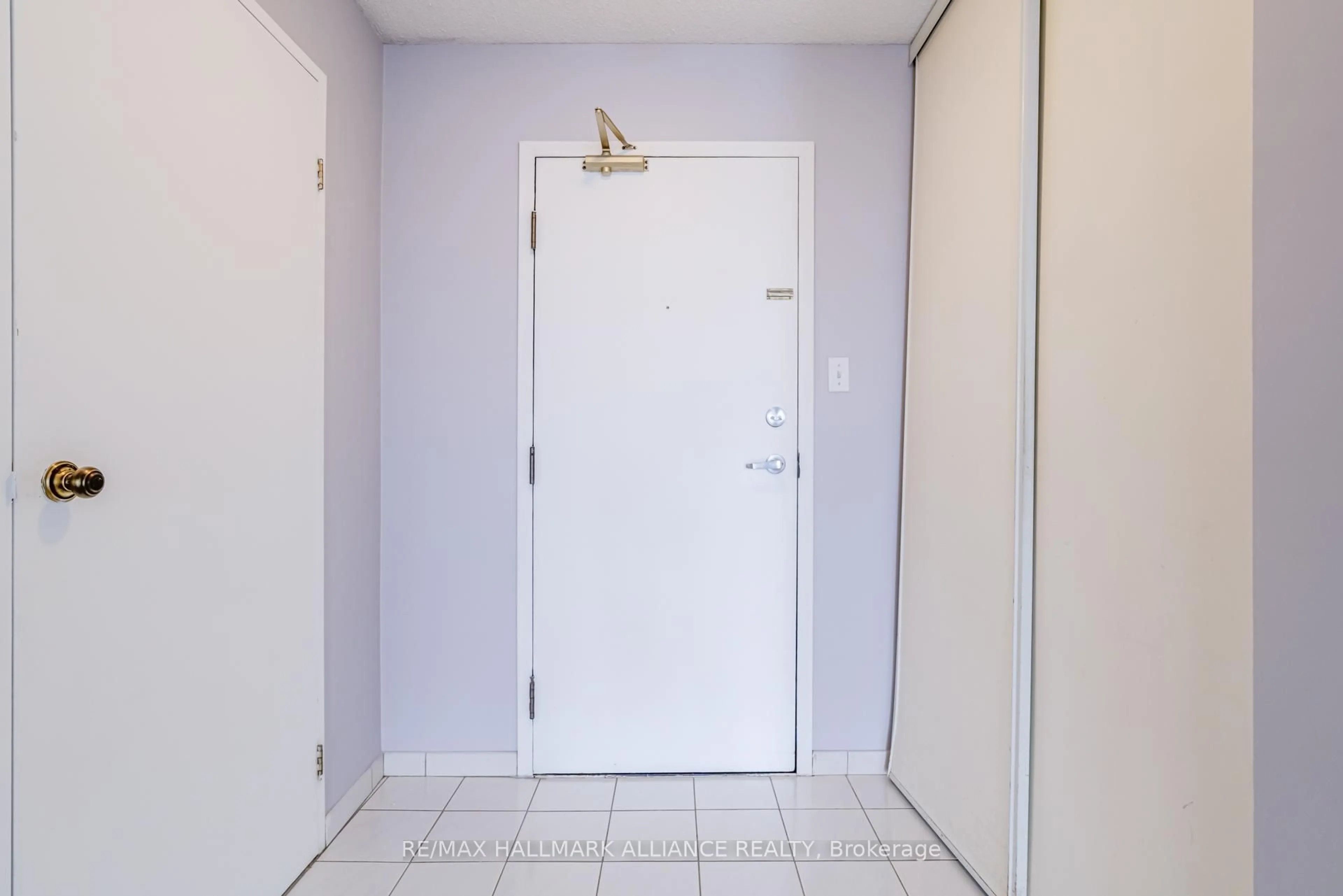 Unknown for 3 Rowntree Rd #707, Toronto Ontario M9V 5G8