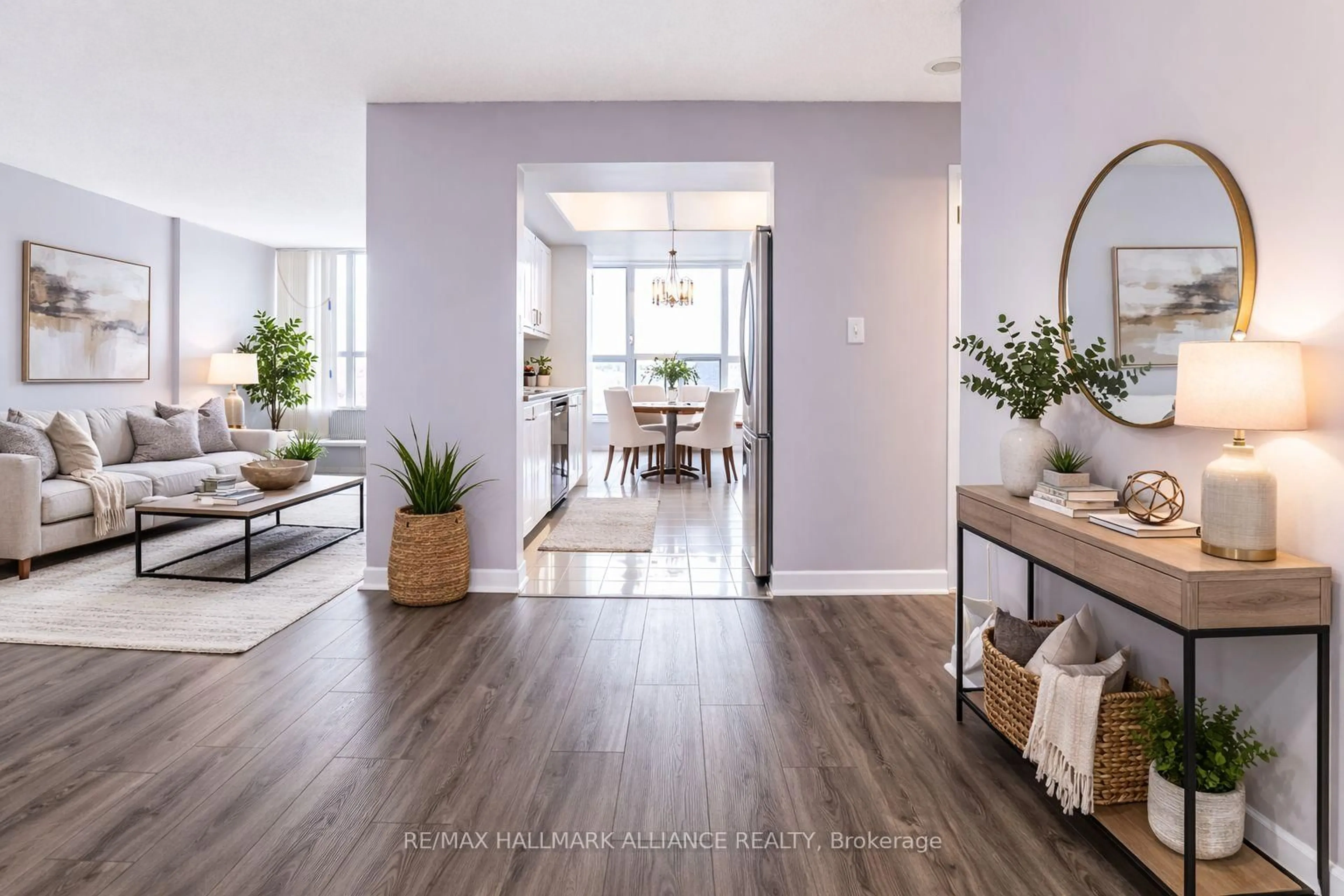 Indoor entryway for 3 Rowntree Rd #707, Toronto Ontario M9V 5G8