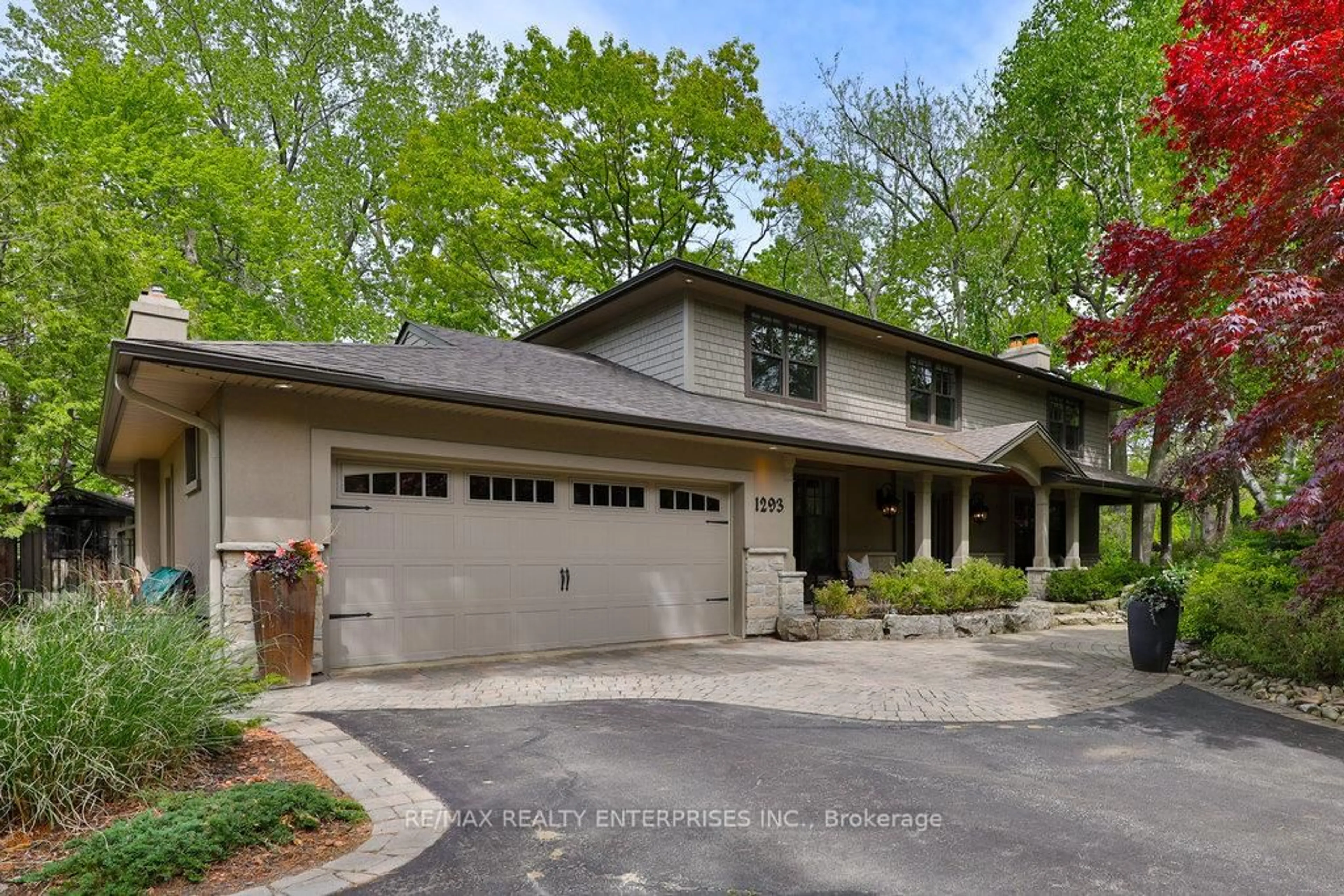 Home with brick exterior material, street for 1293 Greenoaks Dr, Mississauga Ontario L5J 3A1