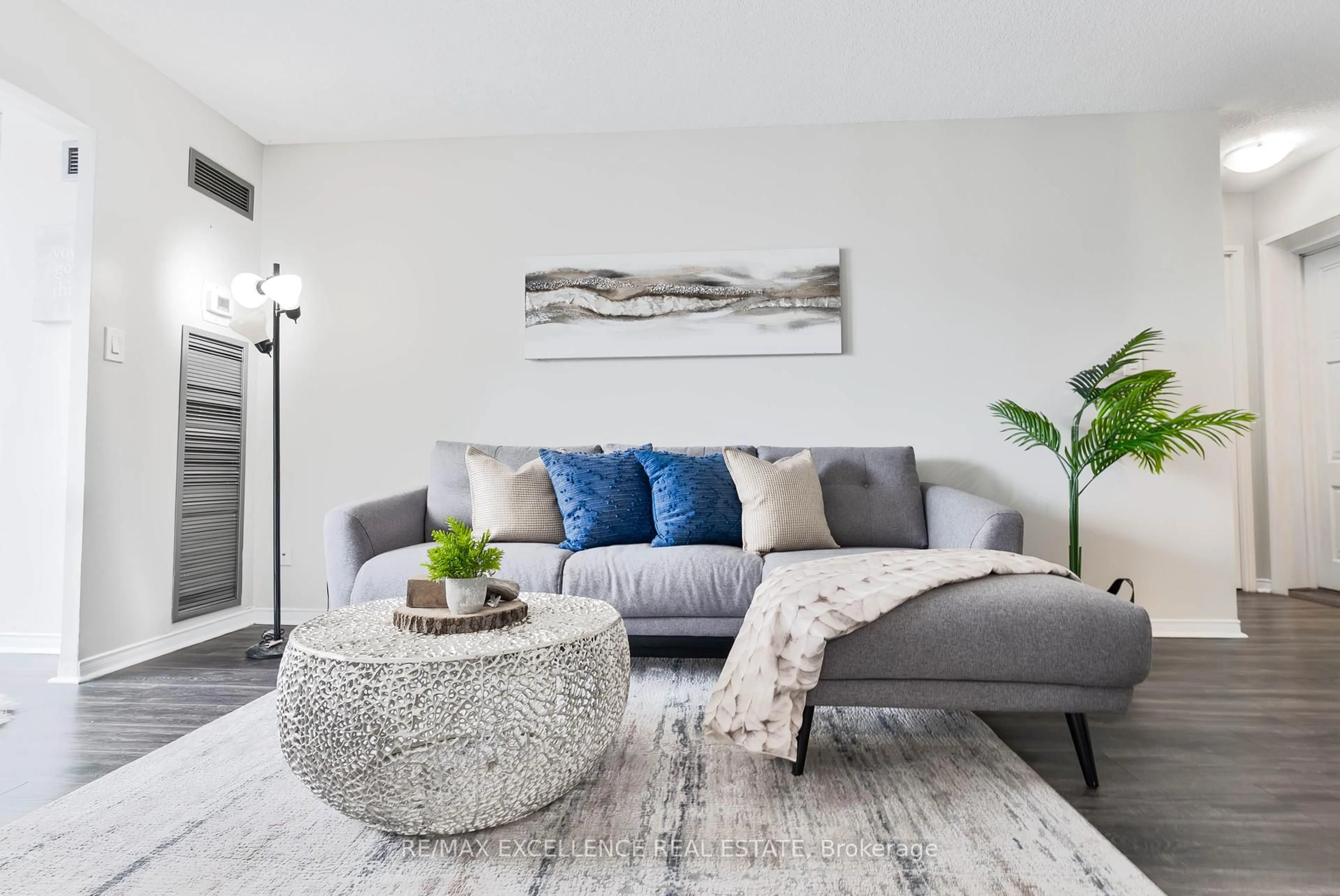 Living room with furniture, unknown for 155 Hillcrest Ave #201, Mississauga Ontario L5B 3Z2