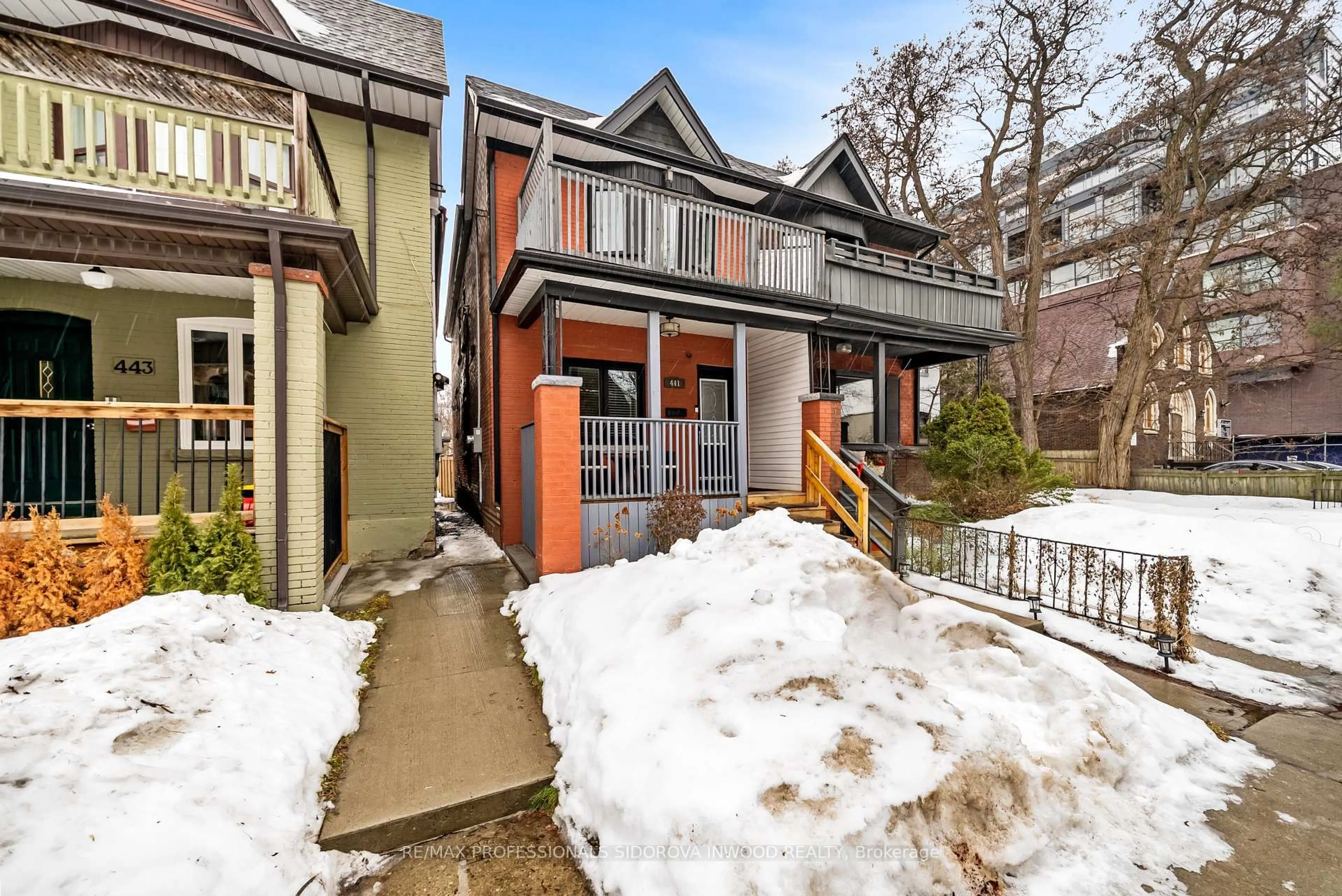 Unknown for 441 Pacific Ave, Toronto Ontario M6P 2R3