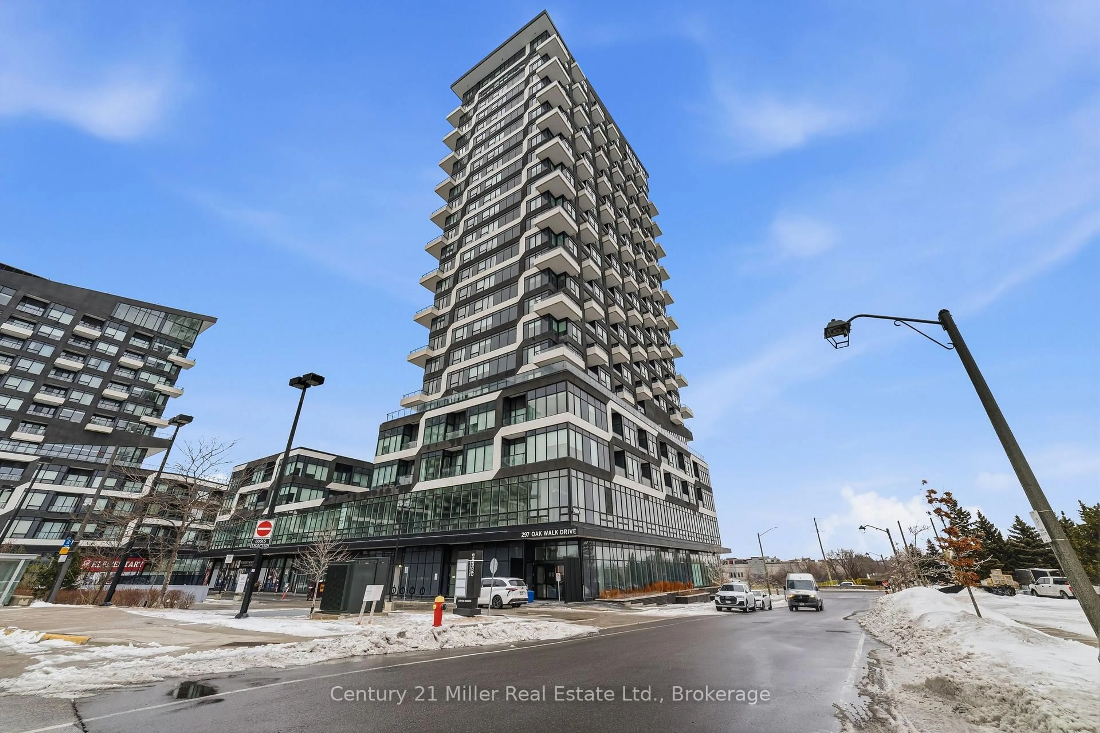 Unknown for 297 Oak Walk Dr #320, Oakville Ontario L6H 3R6