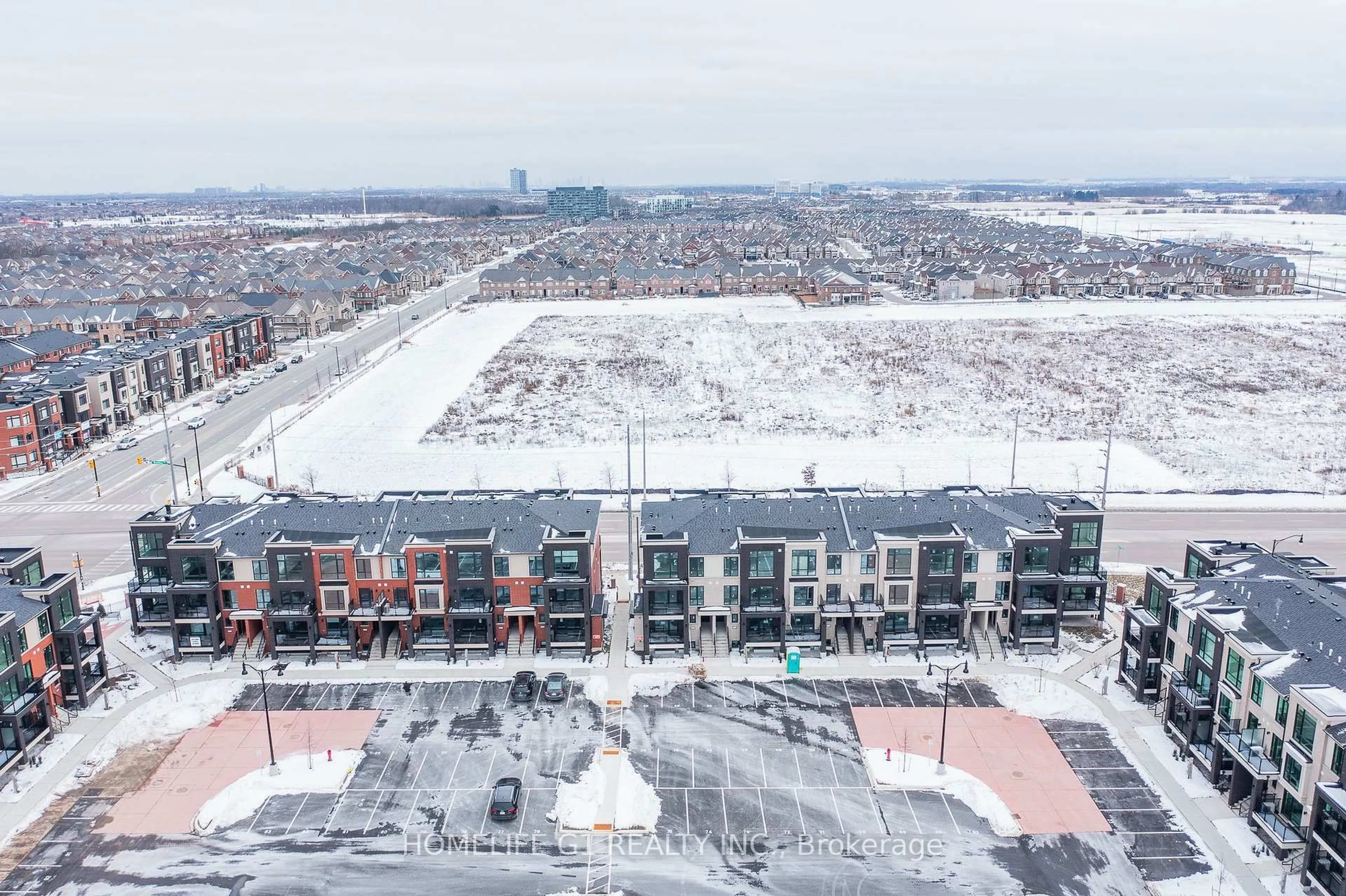 A pic from outside/outdoor area/front of a property/back of a property/a pic from drone, city buildings view from balcony for 25 Romilly Ave #16, Brampton Ontario L7A 0A7