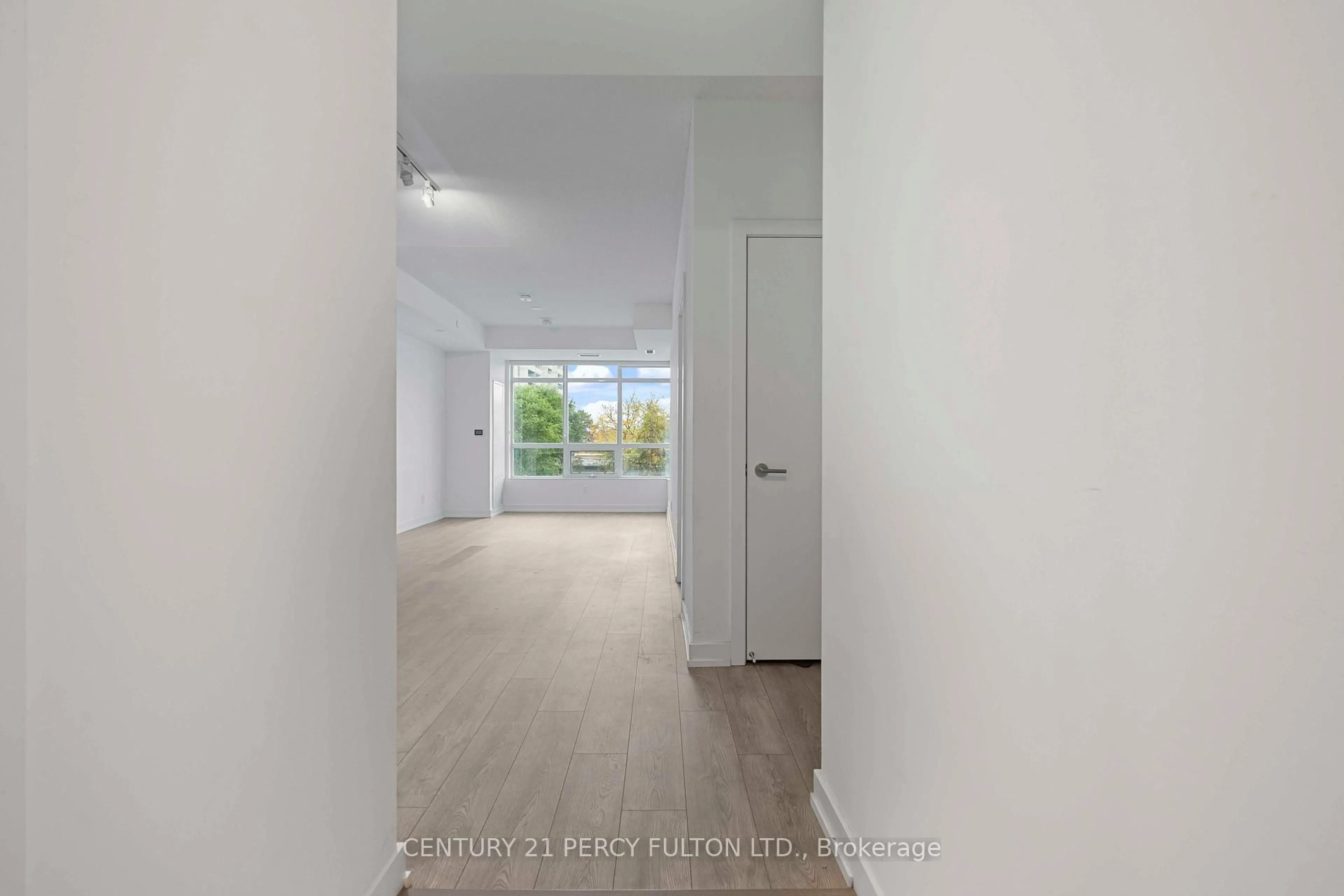 Unknown for 10 Wilby Cres #204, Toronto Ontario M9N 1E5