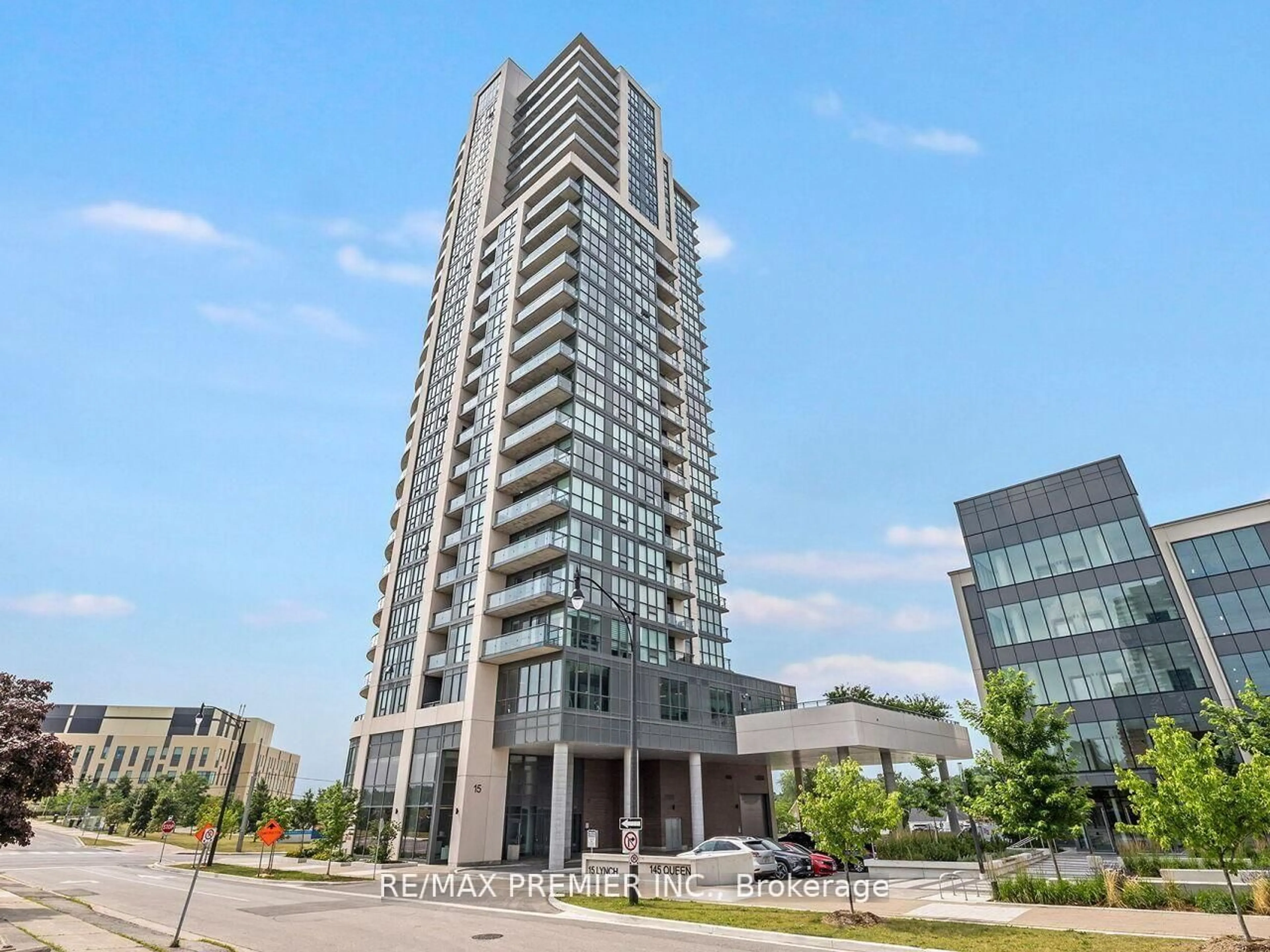 Indoor foyer for 15 Lynch St #1805, Brampton Ontario L6W 0C7