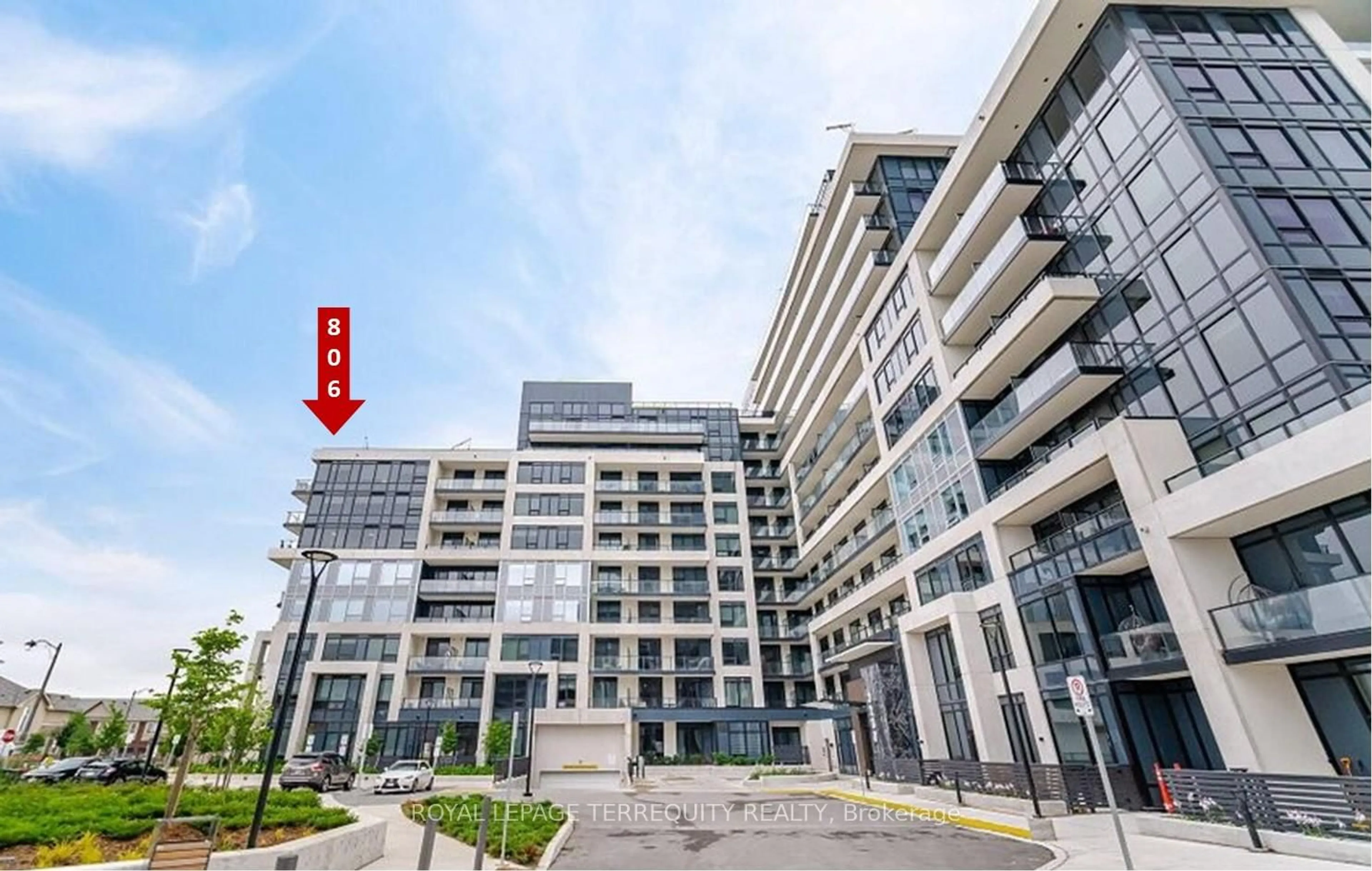 Indoor foyer for 3200 William Coltson Ave #806, Oakville Ontario L6H 7W6