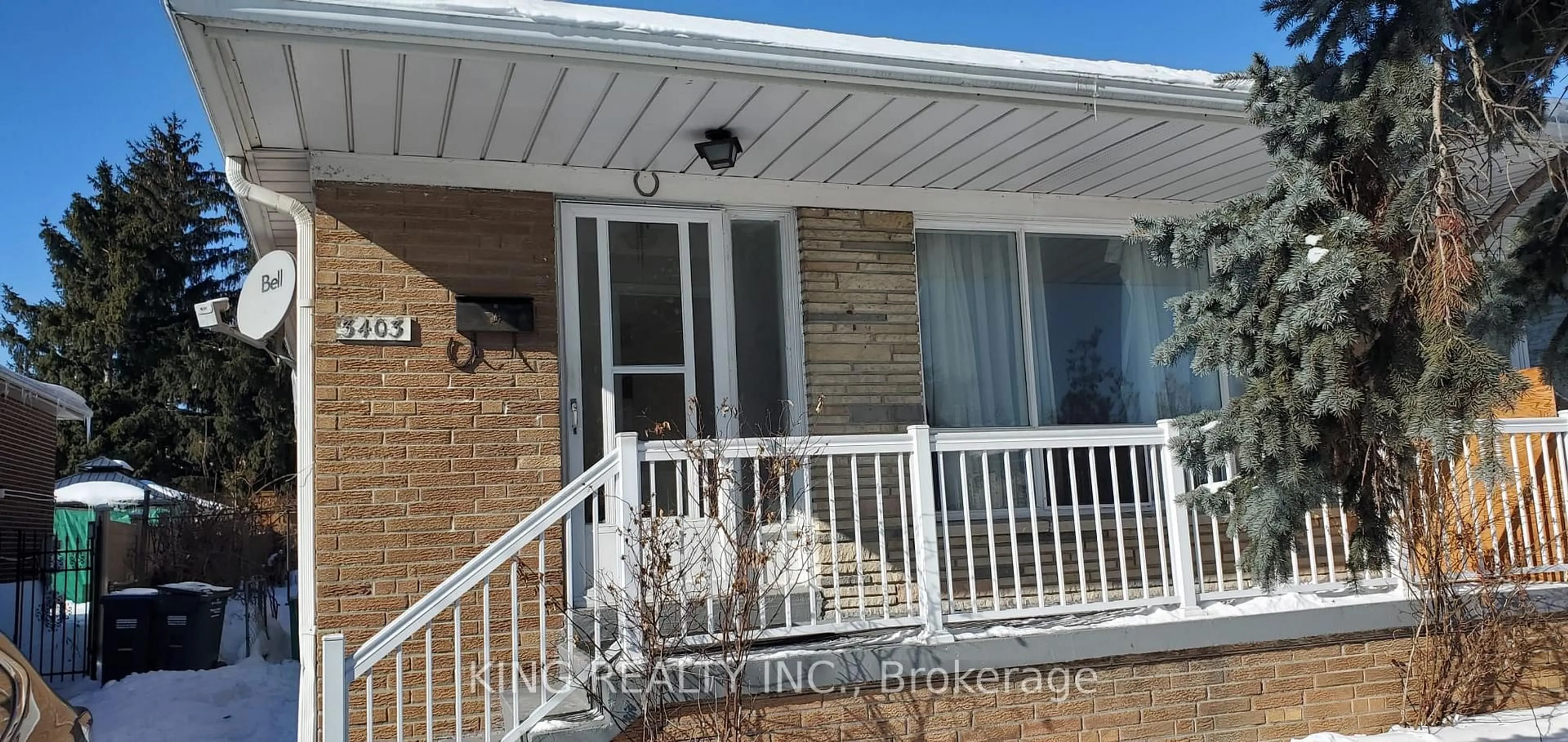 Home with vinyl exterior material, street for 3403 Jolliffe Ave, Mississauga Ontario L4T 1V6