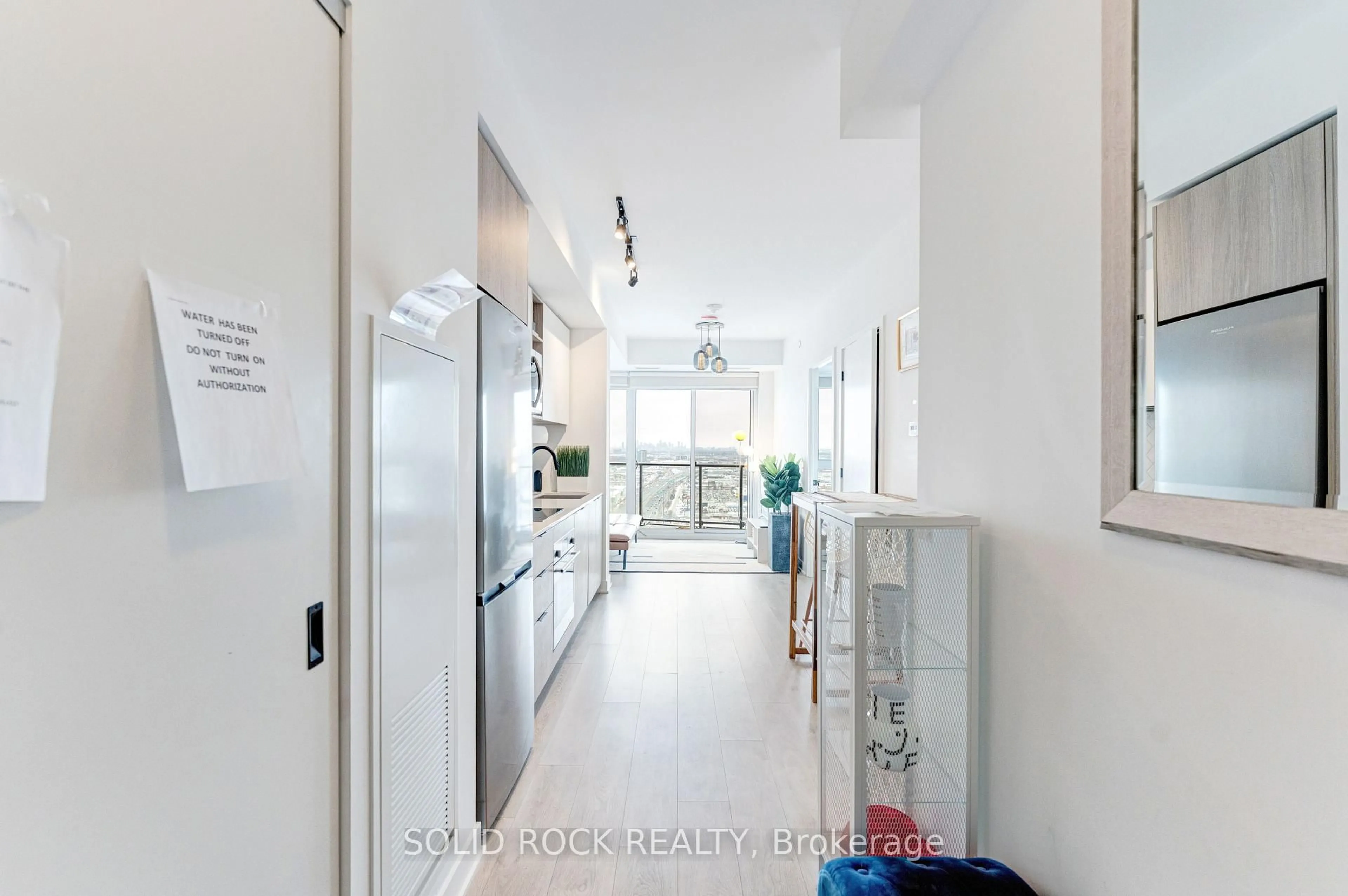 Unknown for 36 Zorra St #3211, Toronto Ontario M8Z 0G5