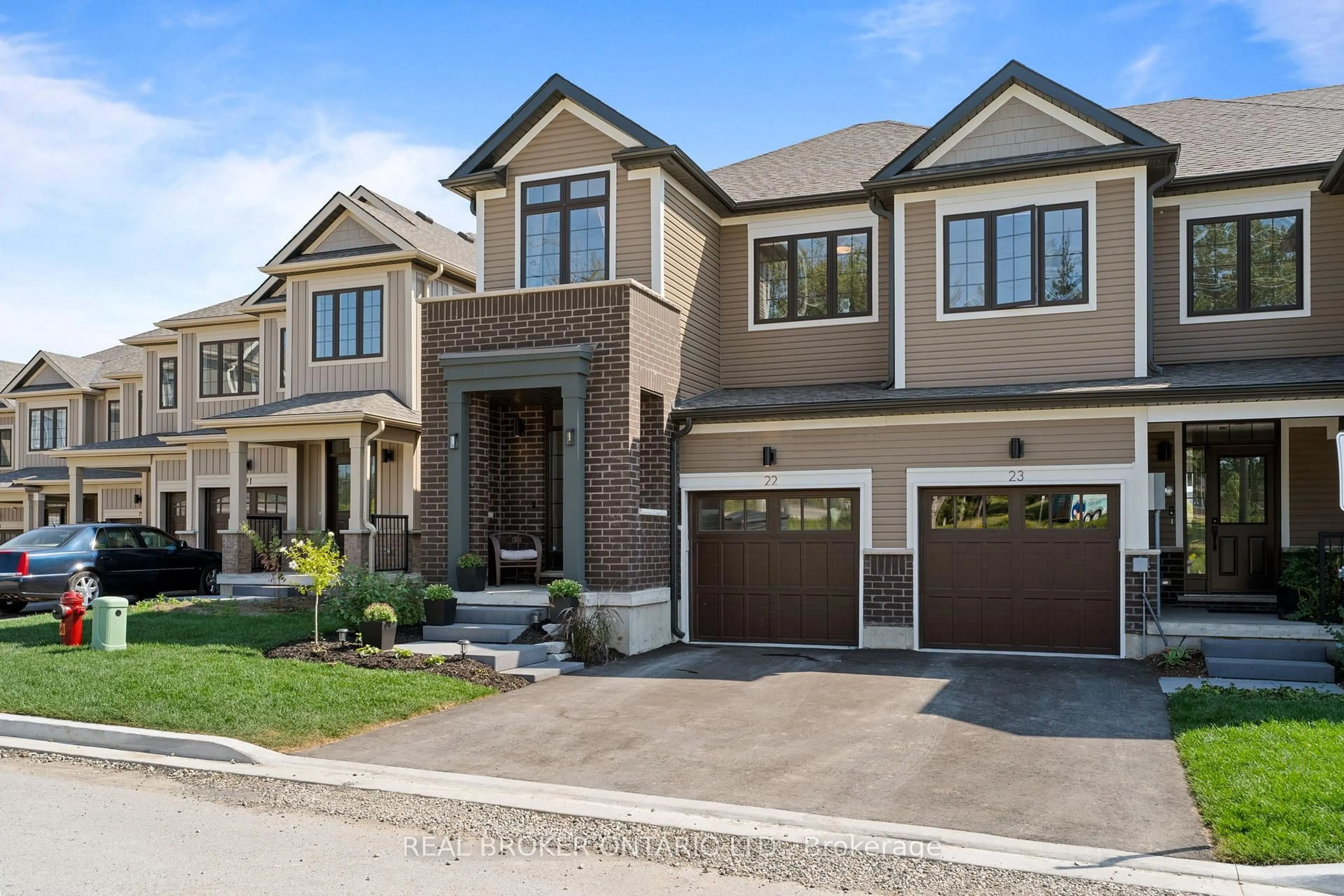 Home with brick exterior material, street for 690 Broadway #22, Orangeville Ontario L9W 7T7