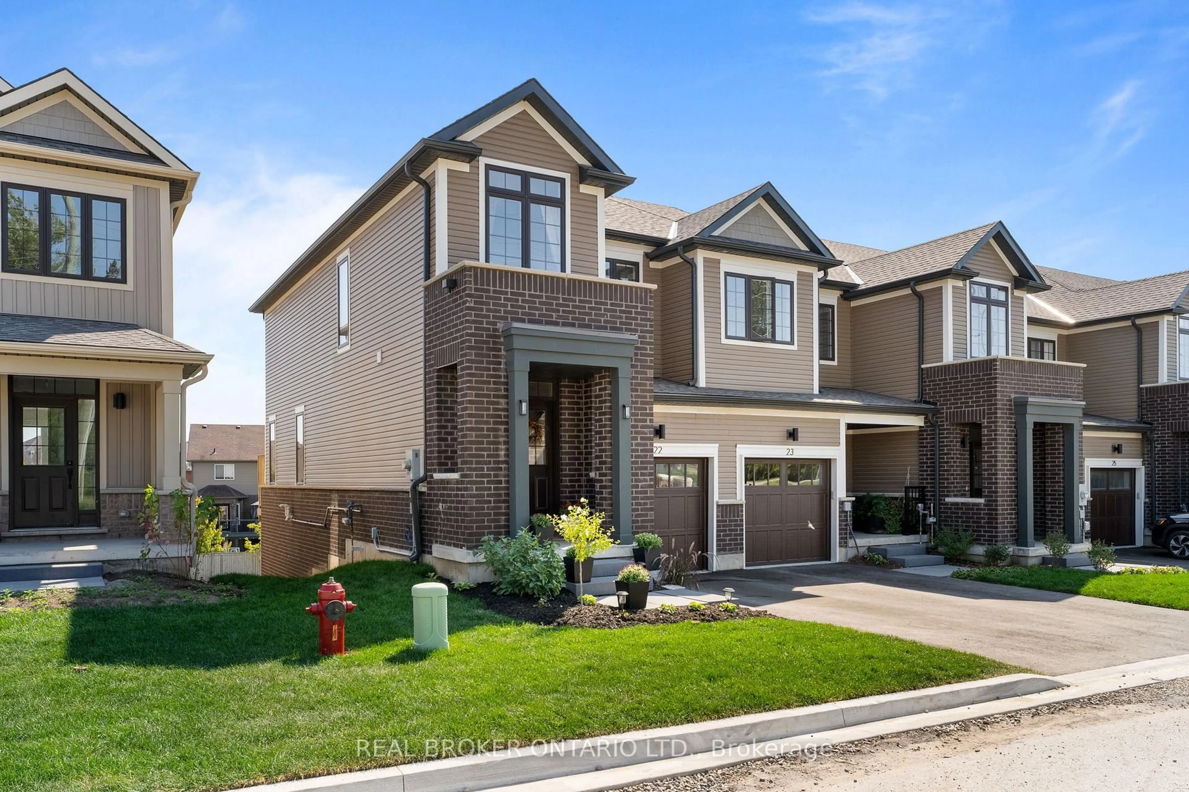 Home with brick exterior material, street for 690 Broadway #22, Orangeville Ontario L9W 7T7