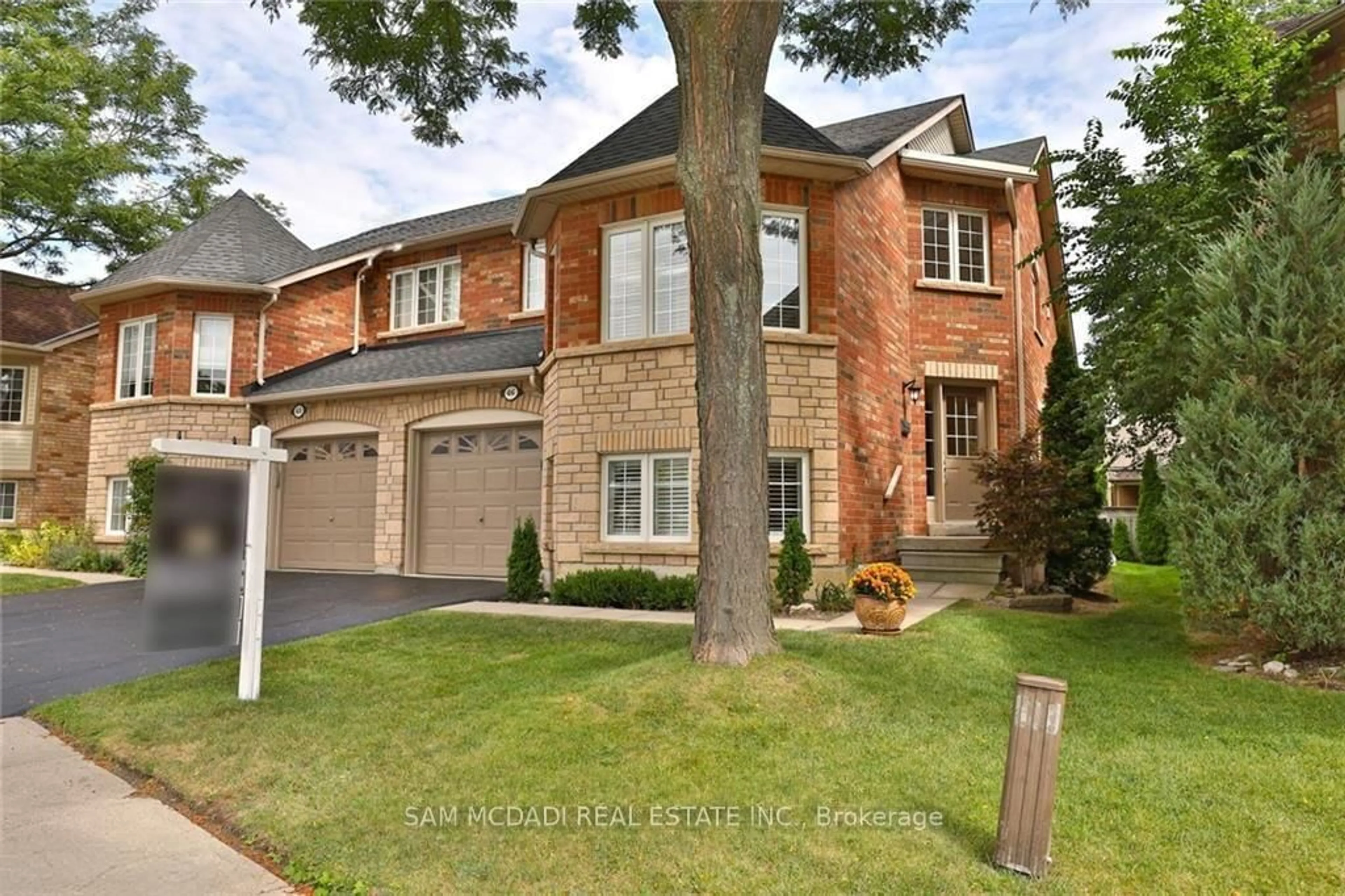 Home with brick exterior material, street for 223 Rebecca St #46, Oakville Ontario L6K 3Y2