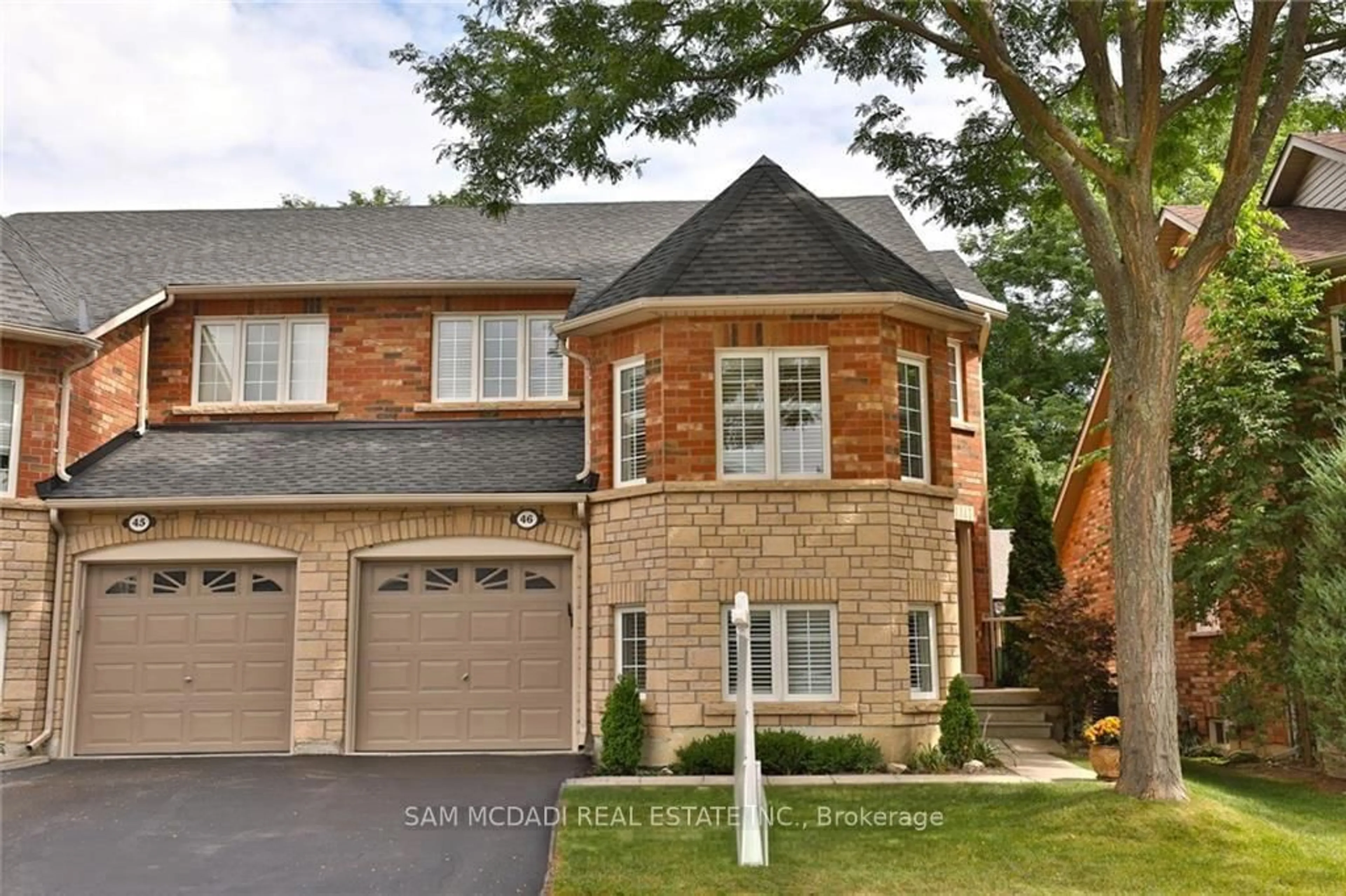 Home with brick exterior material, street for 223 Rebecca St #46, Oakville Ontario L6K 3Y2