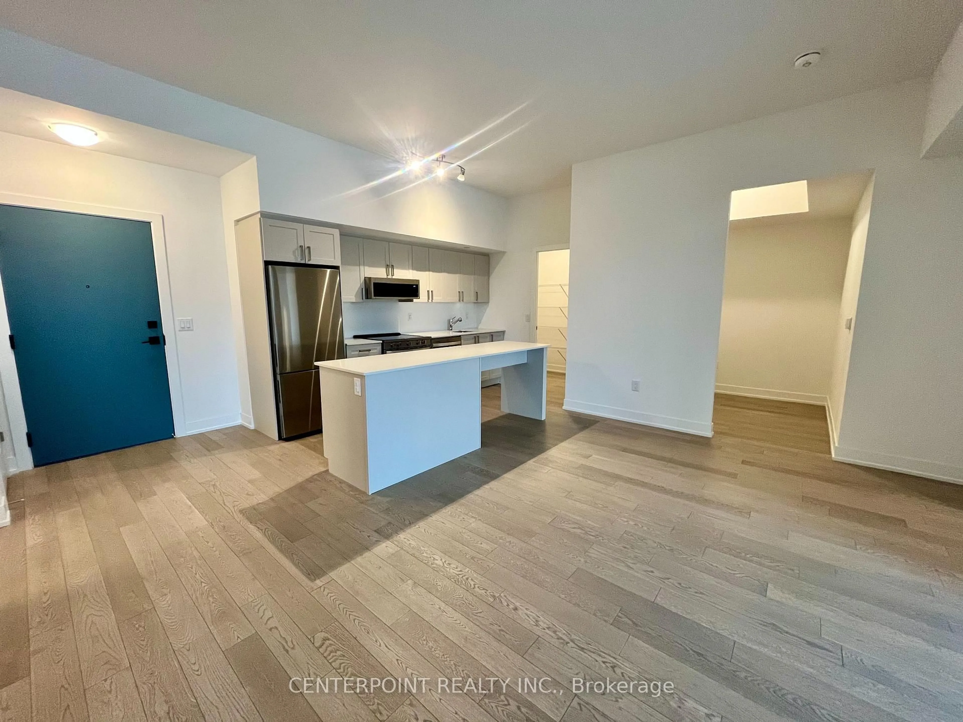 Open concept kitchen, unknown for 1063 Douglas Mccurdy Common #201, Mississauga Ontario L5G 0C5