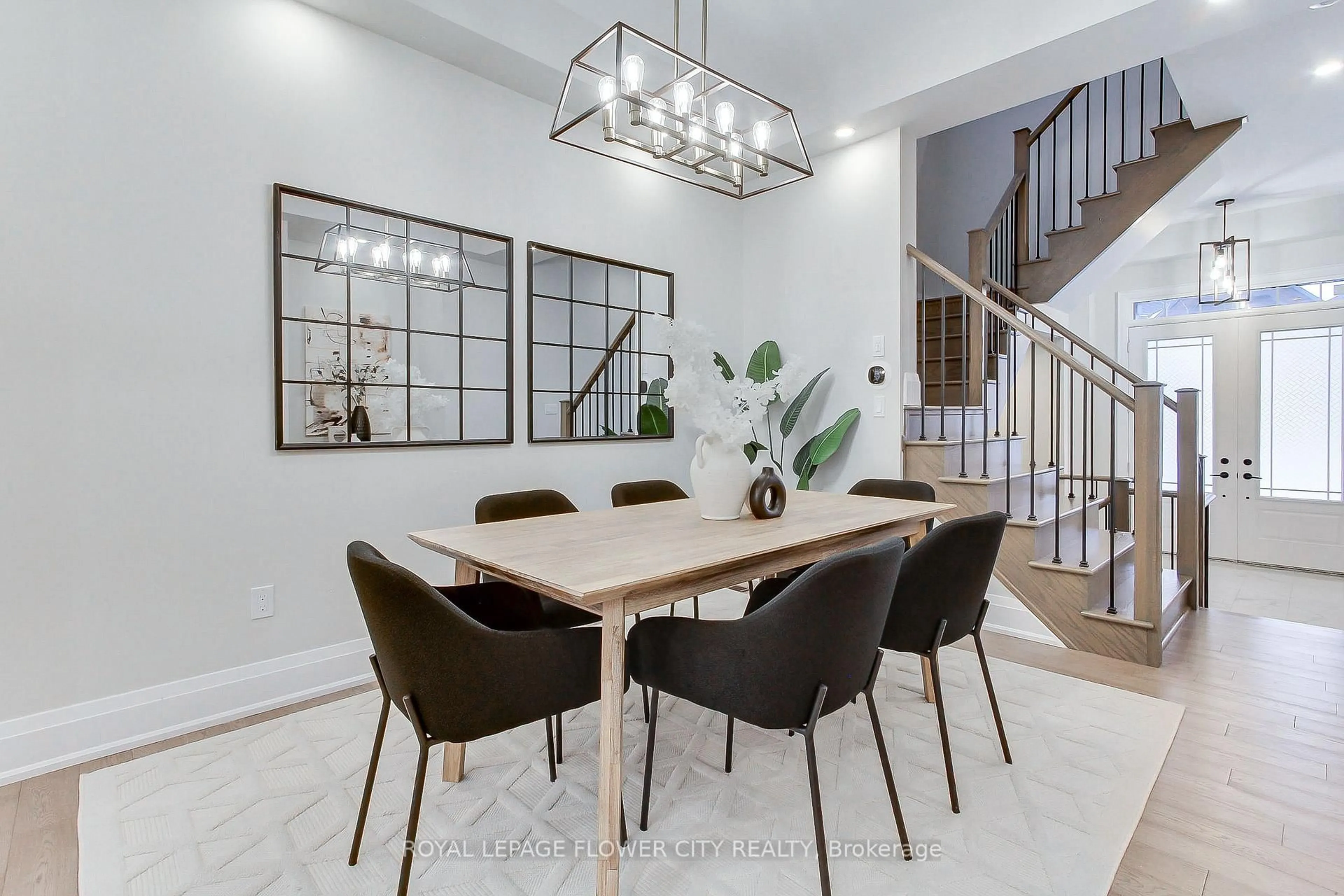 Dining room, unknown for 3379 Post Rd, Oakville Ontario L6H 0Z4