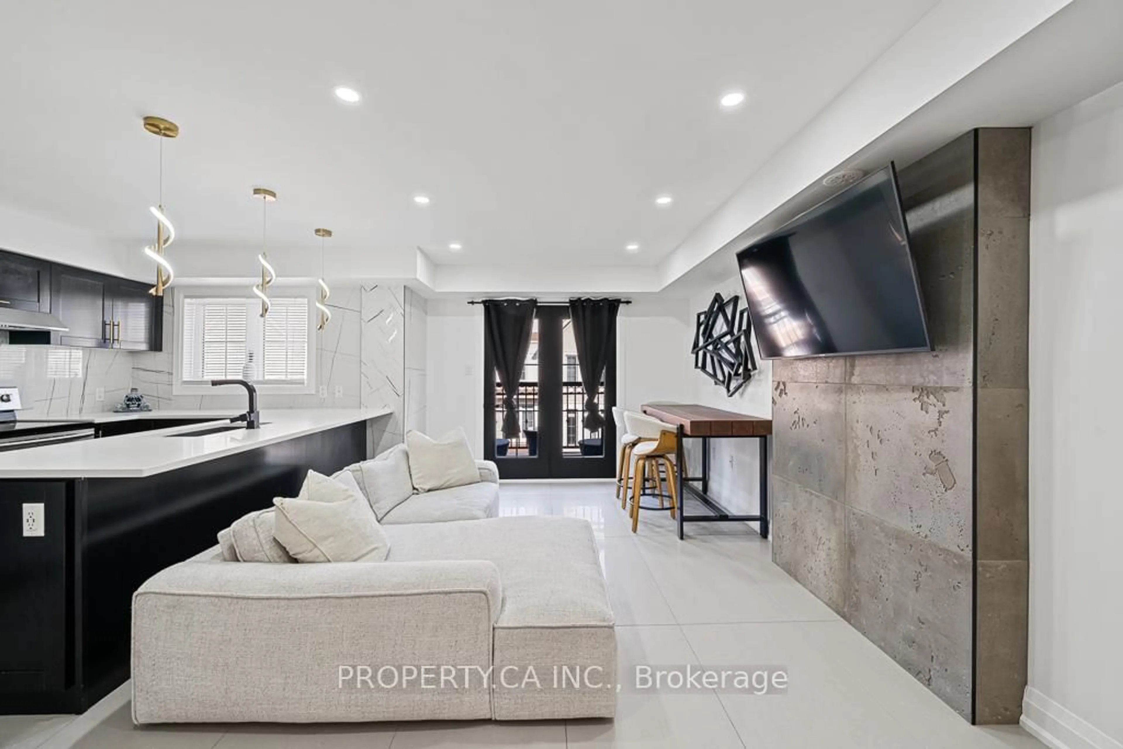 Home theater for 2441 Greenwich Dr #113, Oakville Ontario L6M 0S3