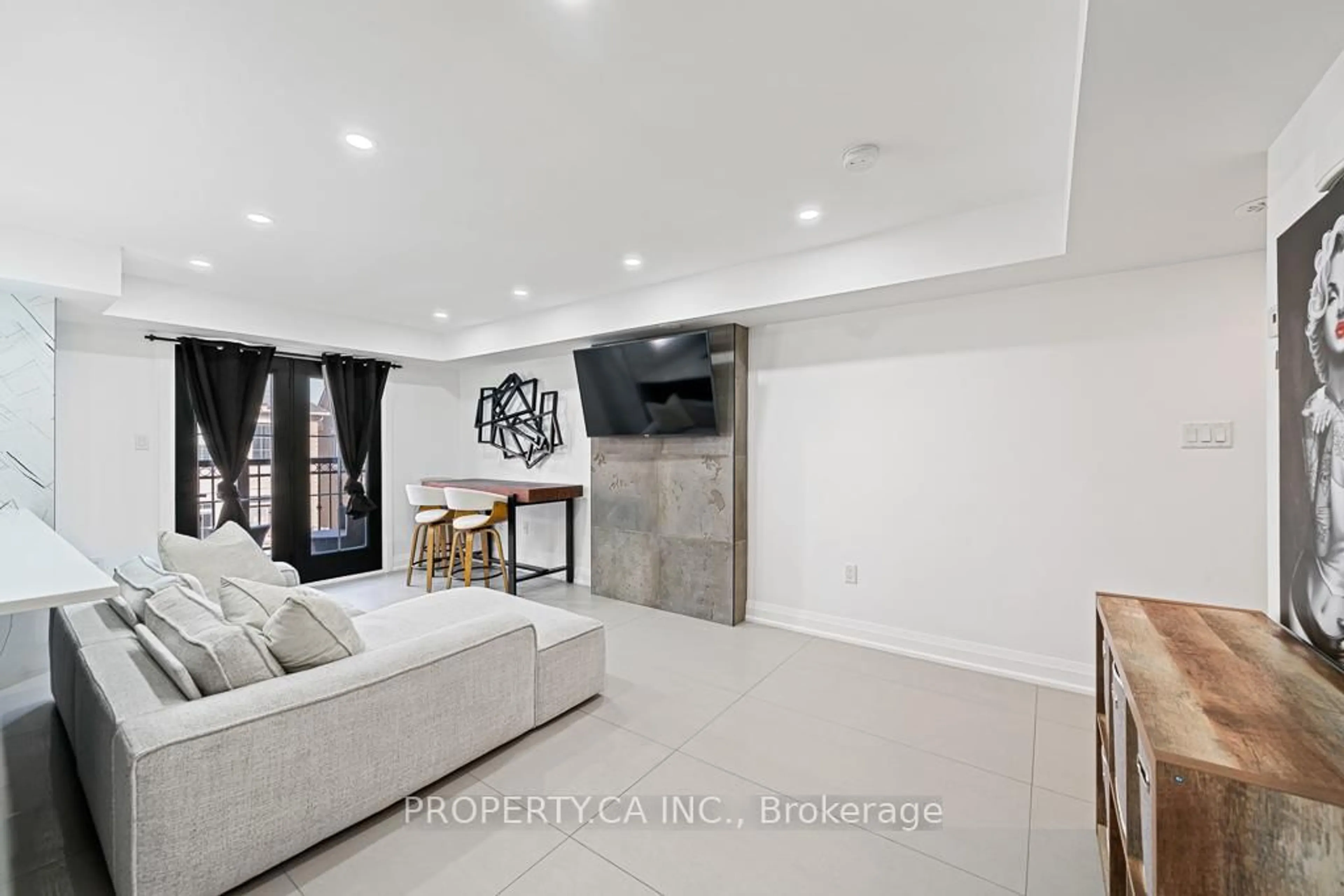 Unknown for 2441 Greenwich Dr #113, Oakville Ontario L6M 0S3