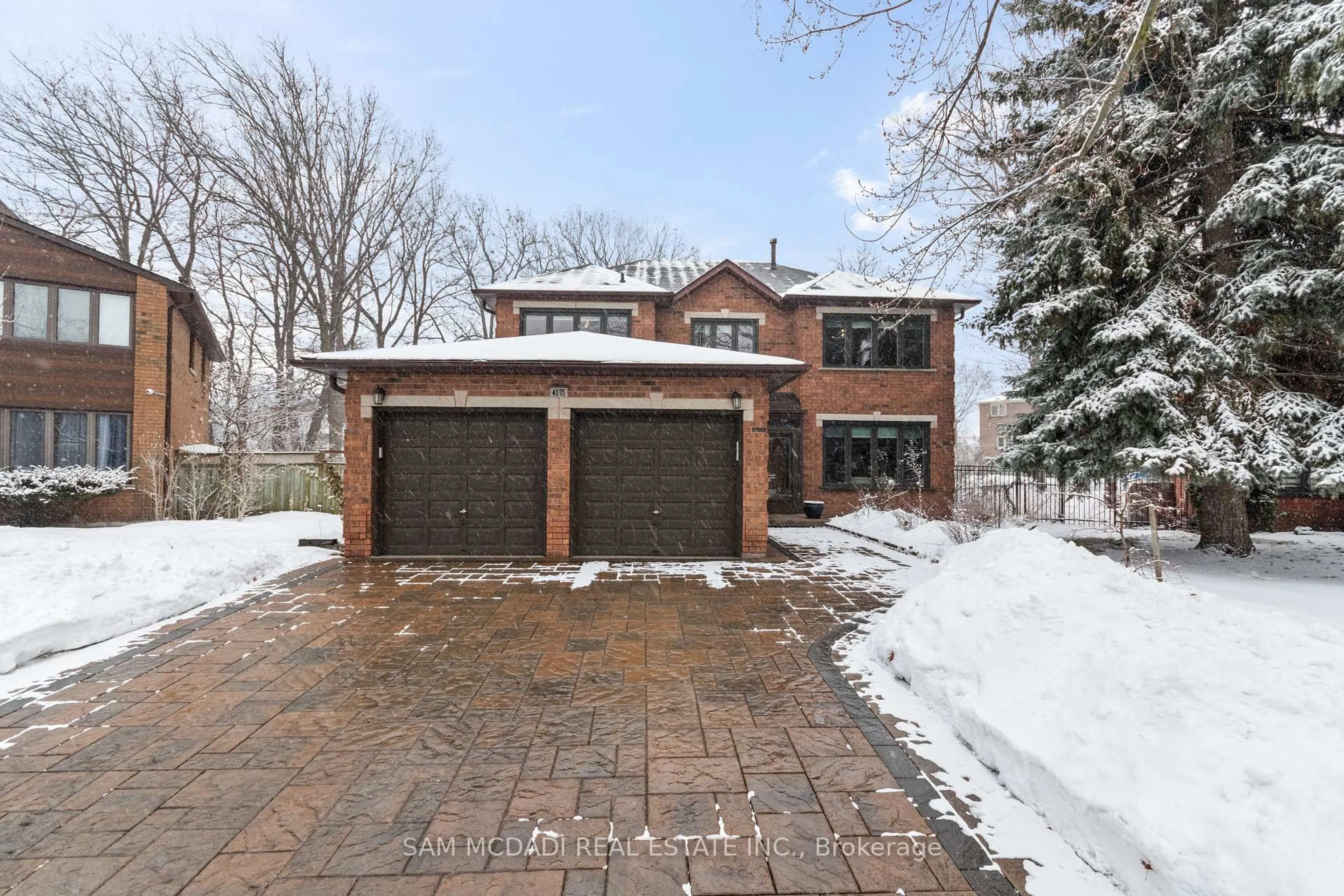 Home with brick exterior material, street for 4175 Renoak Crt, Mississauga Ontario L5C 4K2