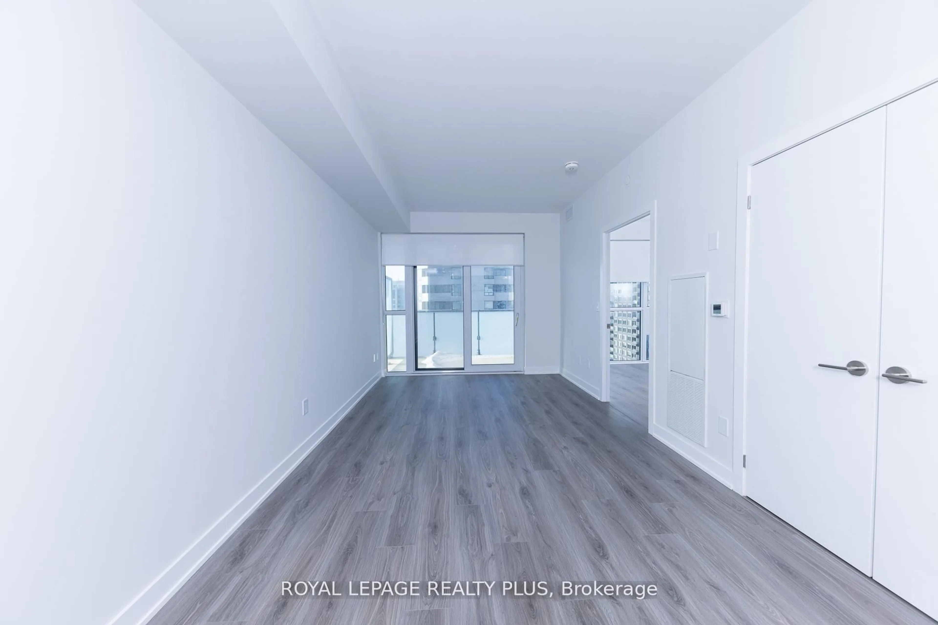 A pic of a room for 430 SQUARE ONE Dr #1710, Mississauga Ontario L5B 0L6