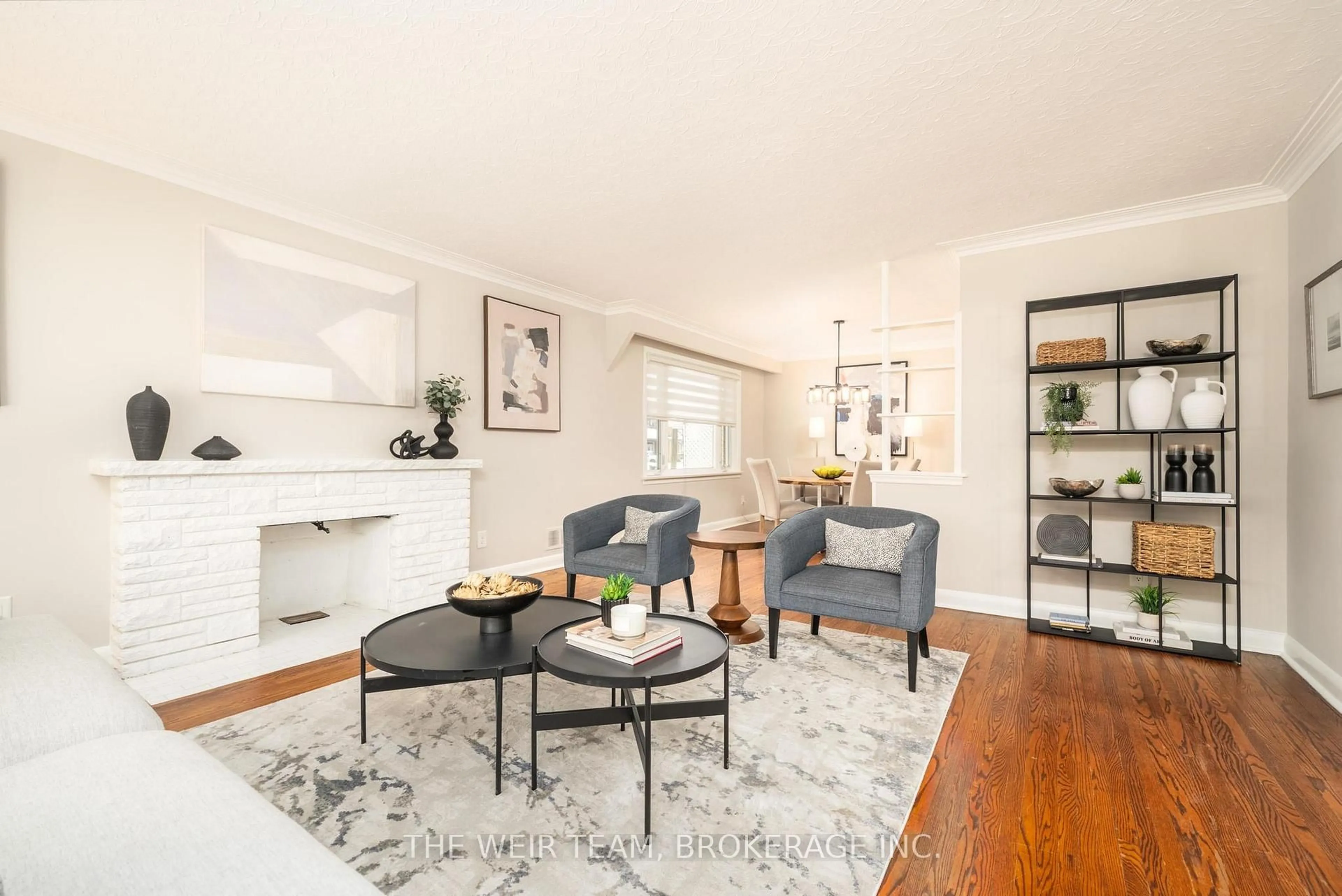 Living room with furniture, unknown for 146 Queenslea Ave, Toronto Ontario M9N 2L2