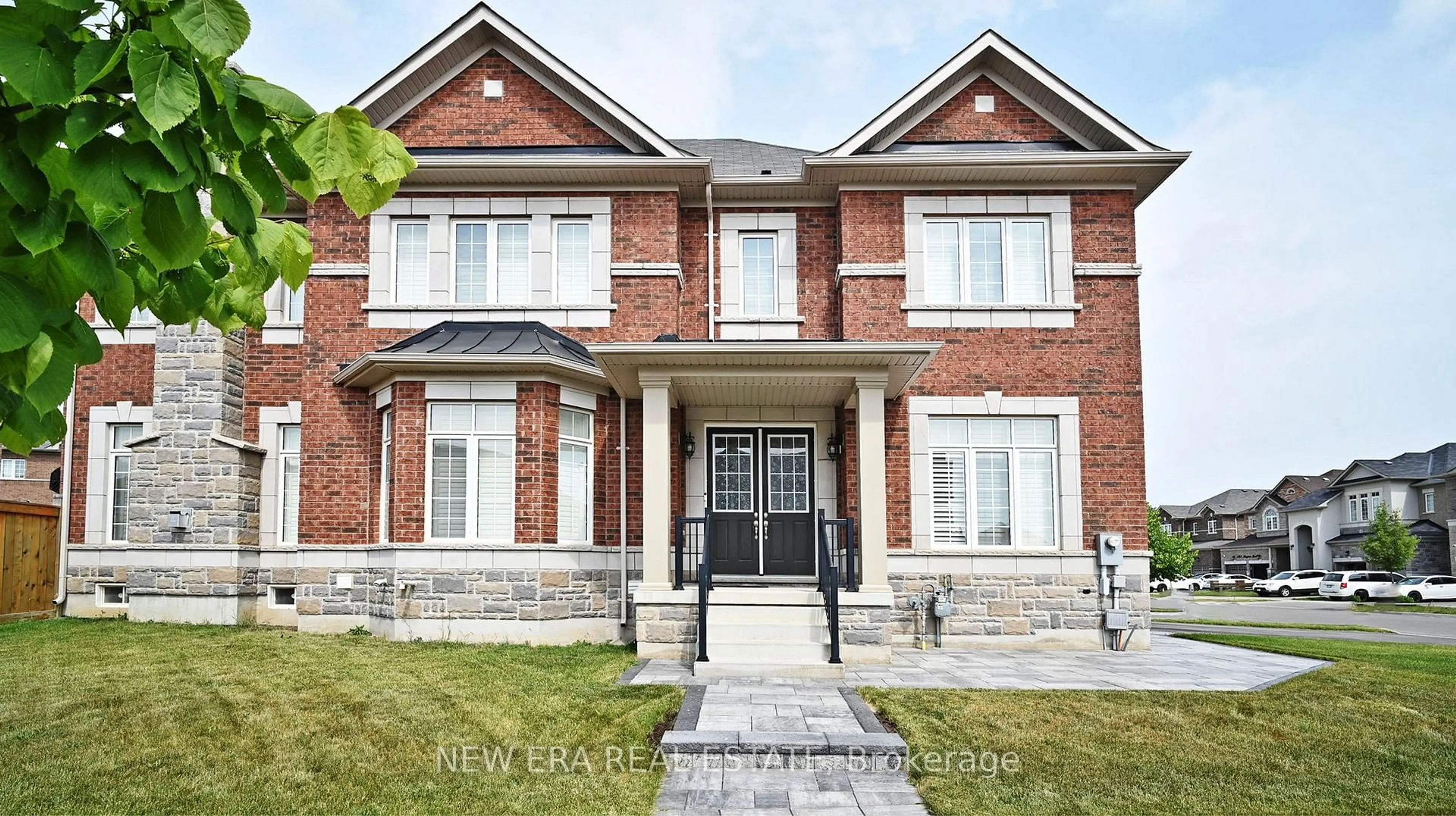 Home with brick exterior material, street for 77 Wildflower Lane, Halton Hills Ontario L7G 0A5