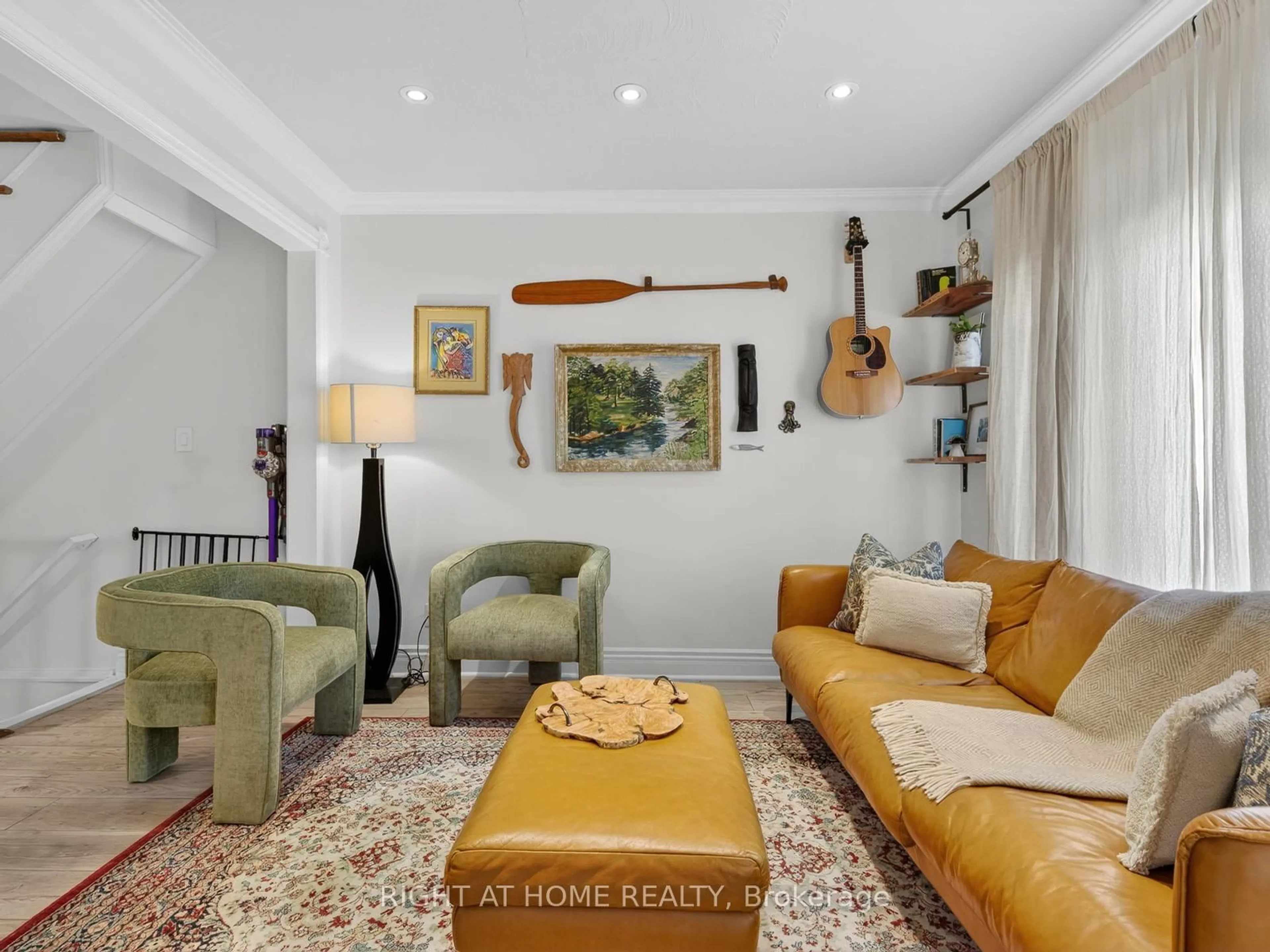 Living room with furniture, unknown for 355 Caledonia Rd, Toronto Ontario M6E 4T7