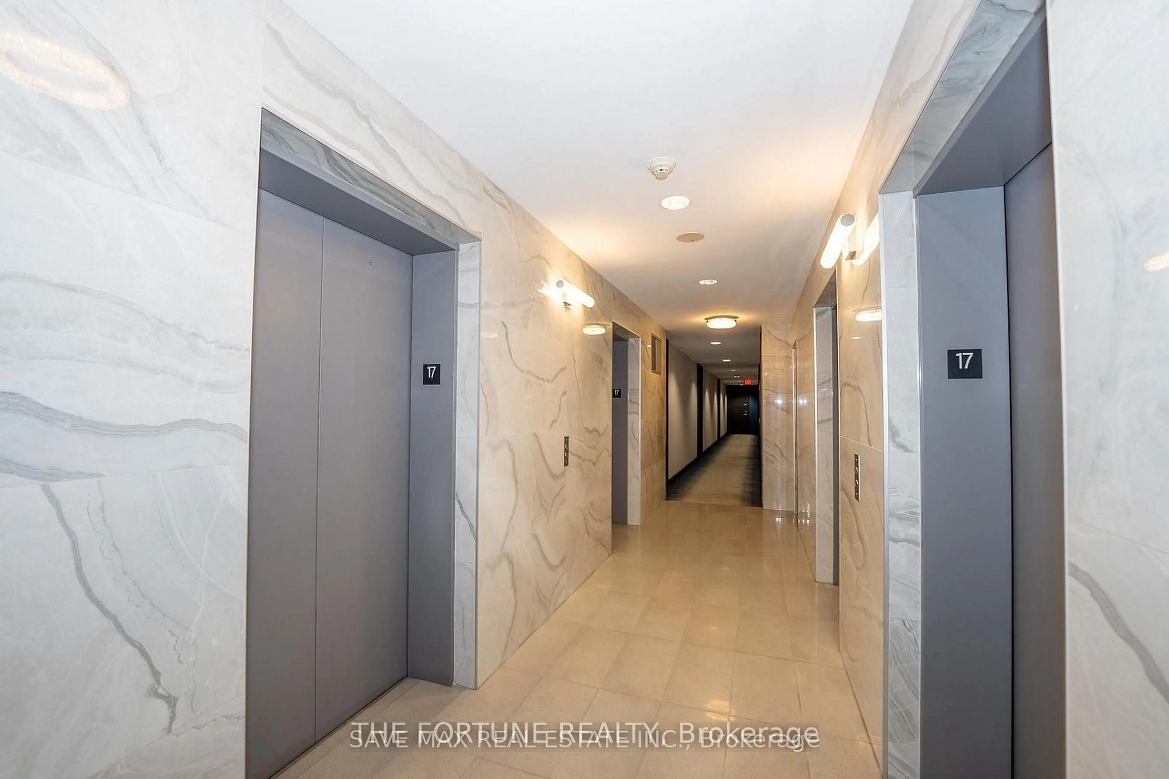 Indoor foyer for 103 The Queensway #1712, Toronto Ontario M6S 5B3