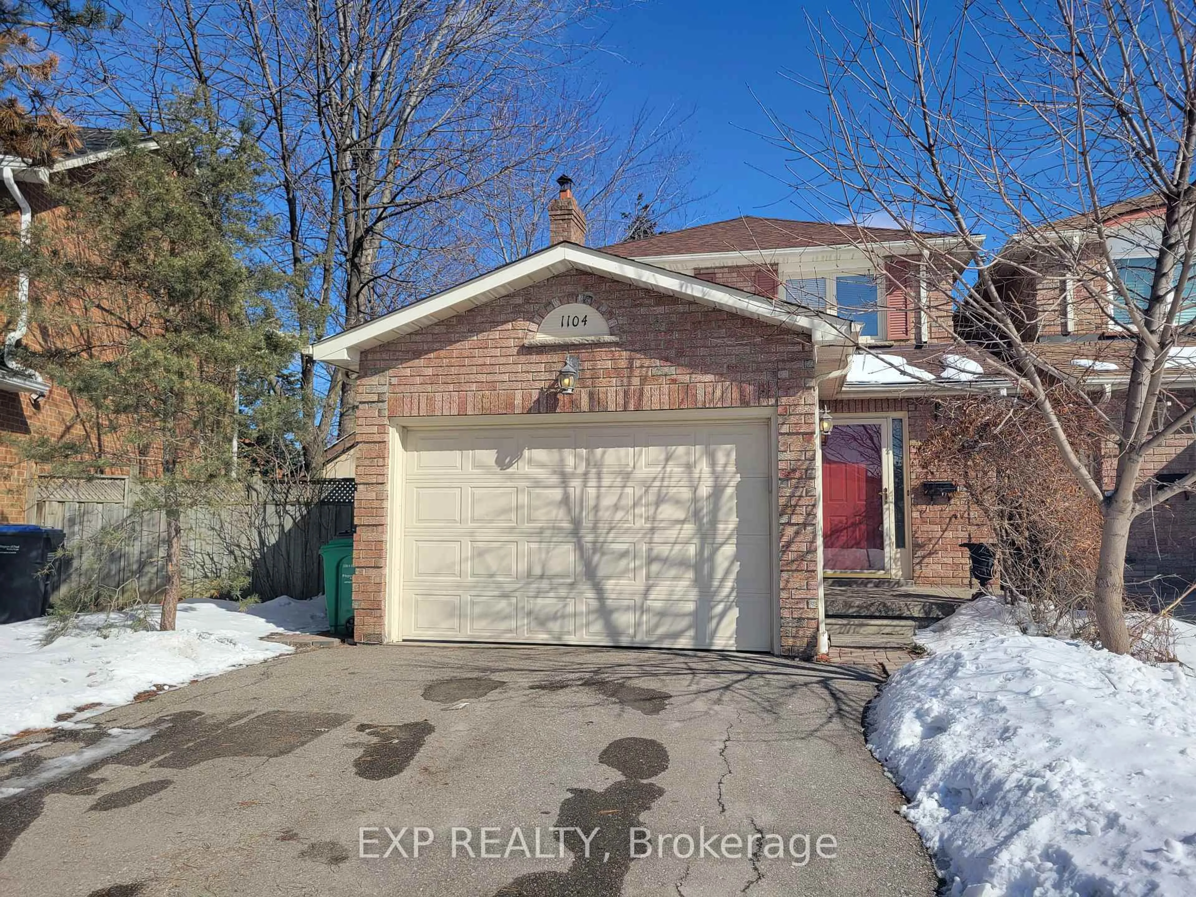 Unknown for 1104 Sawgrass Cres, Mississauga Ontario L5C 3V4