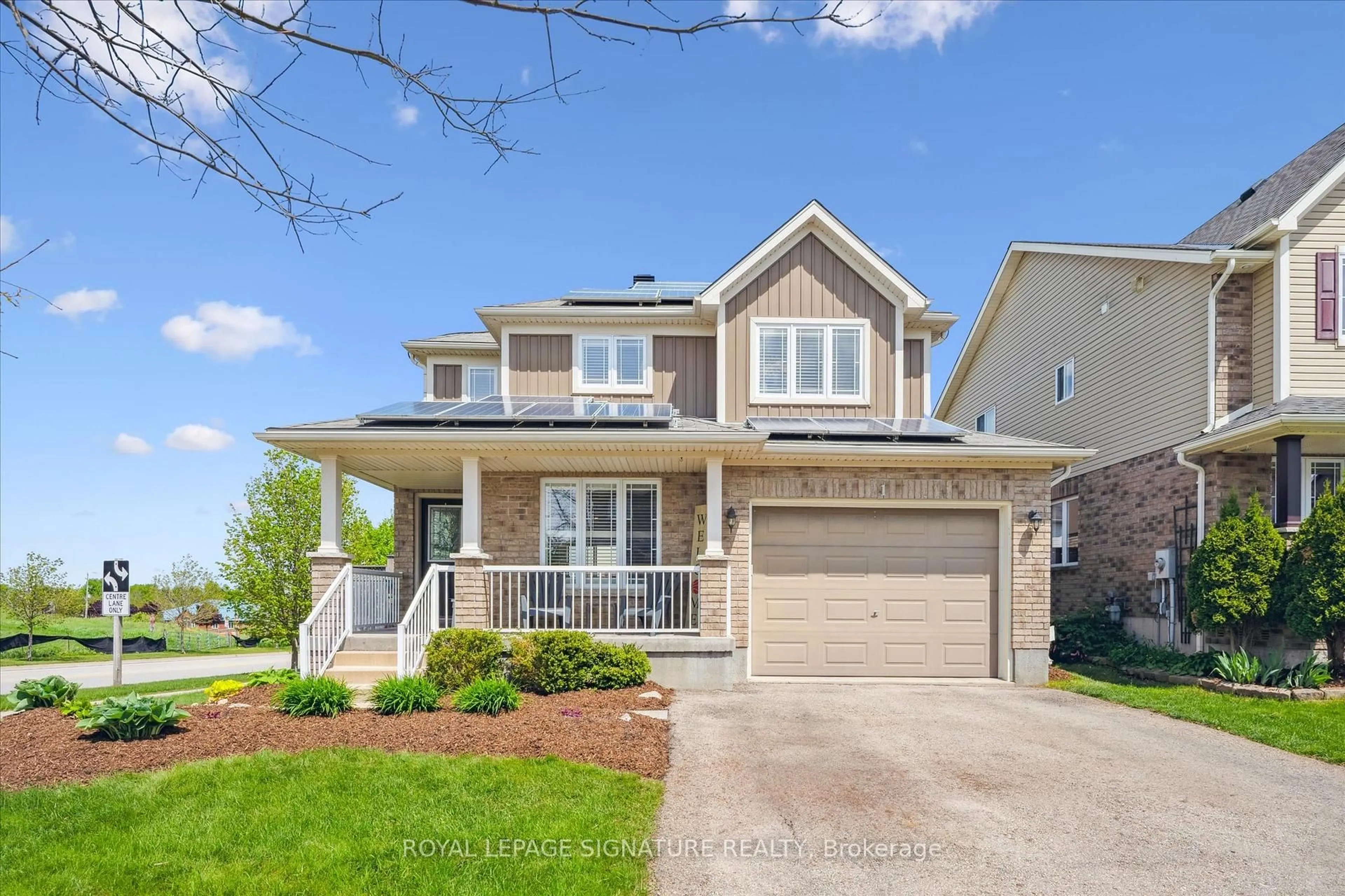 Home with vinyl exterior material, street for 1 Mason St, Orangeville Ontario L9W 0B1