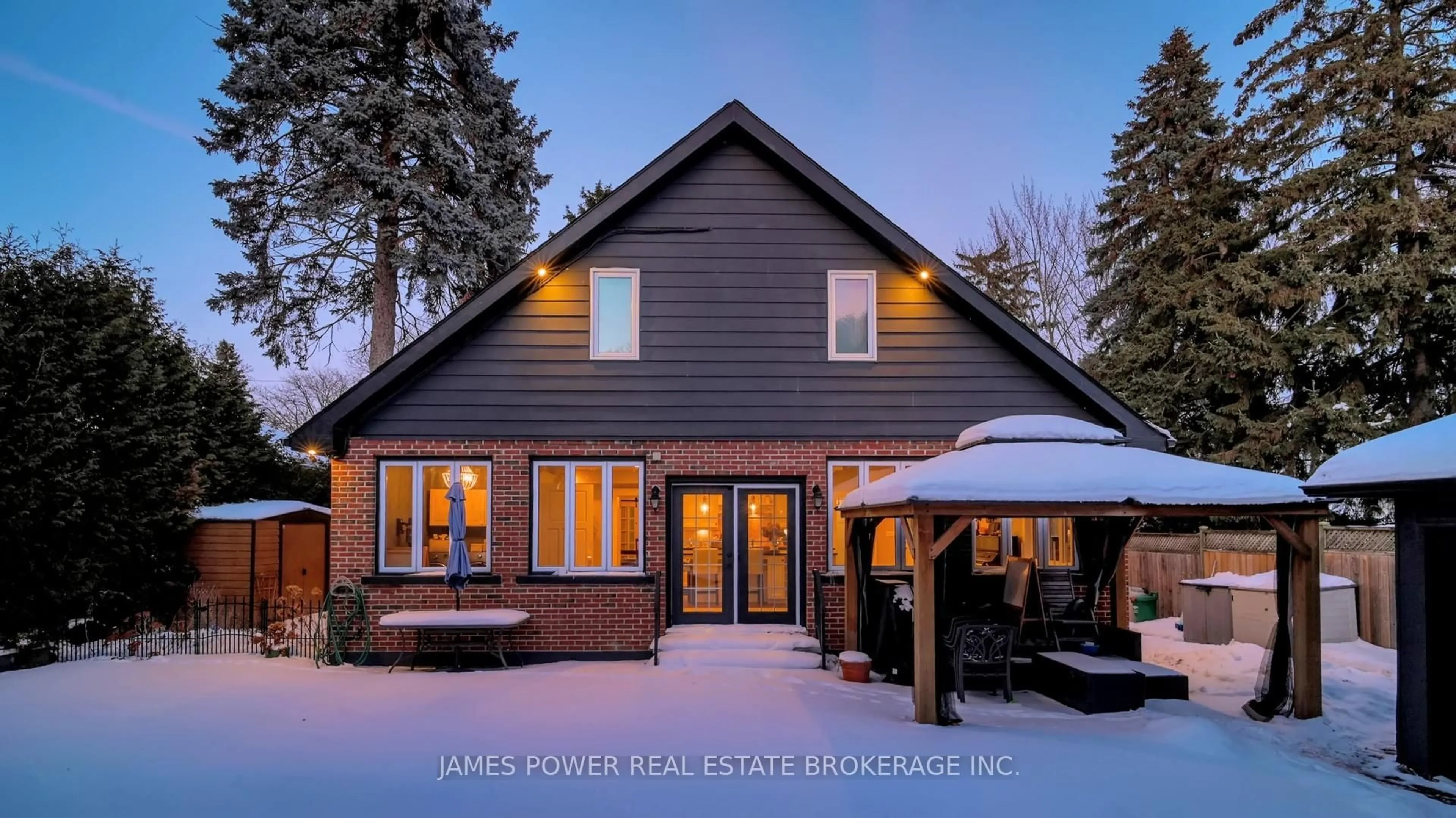 Home with brick exterior material, street for 556 Stillwater Cres, Burlington Ontario L7T 3M7