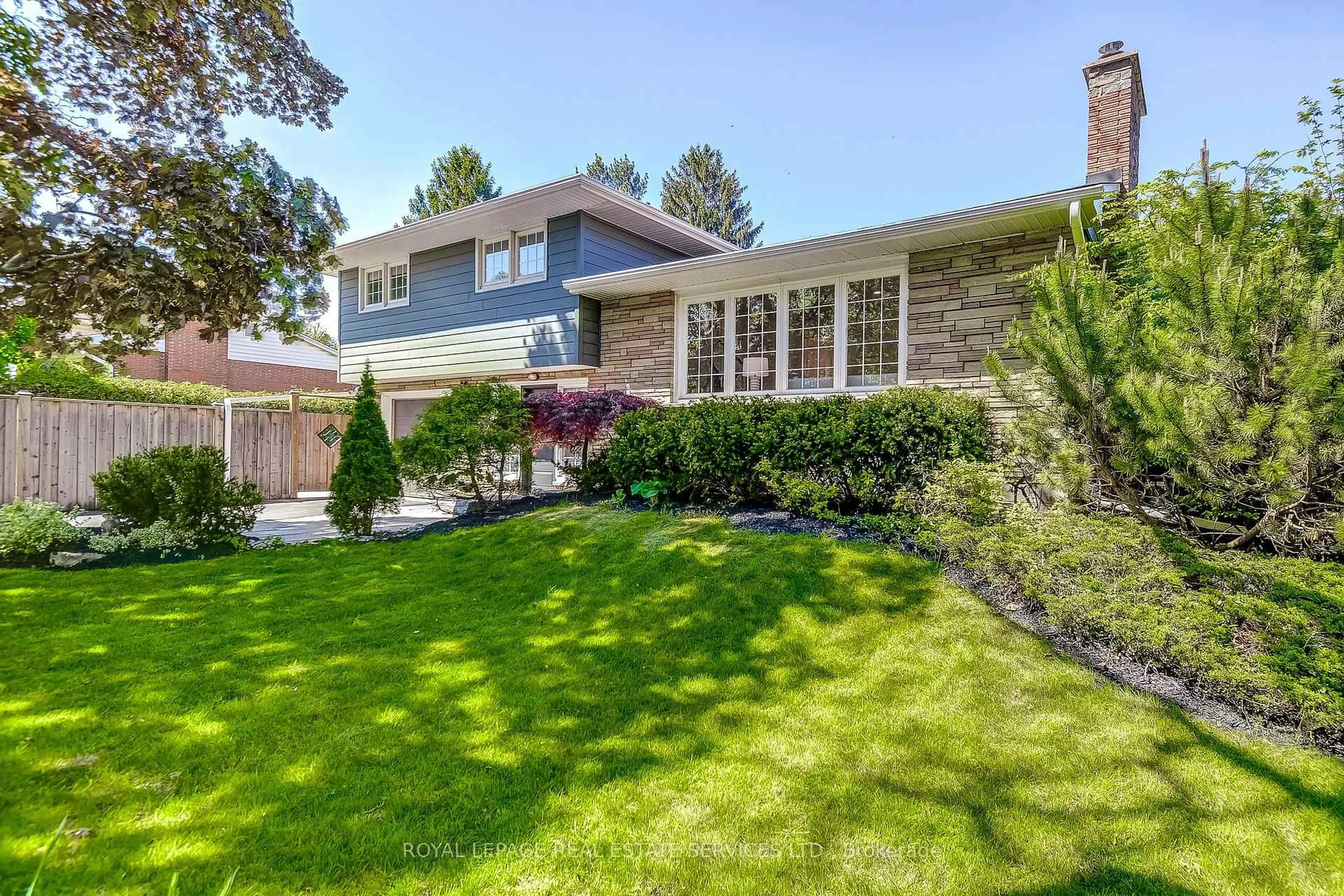 Home with brick exterior material, street for 351 Strathcona Dr, Burlington Ontario L7L 2E4