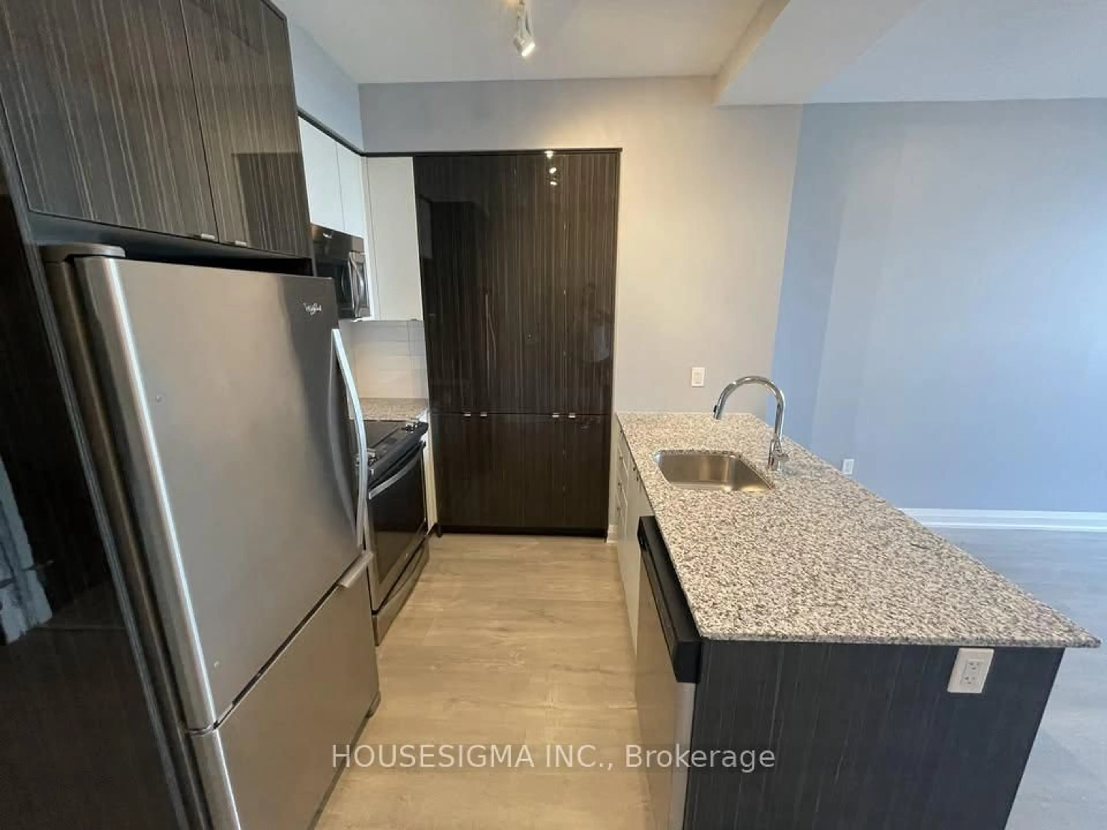 Unknown for 9 Valhalla Inn Rd #2906, Toronto Ontario M9B 1S9