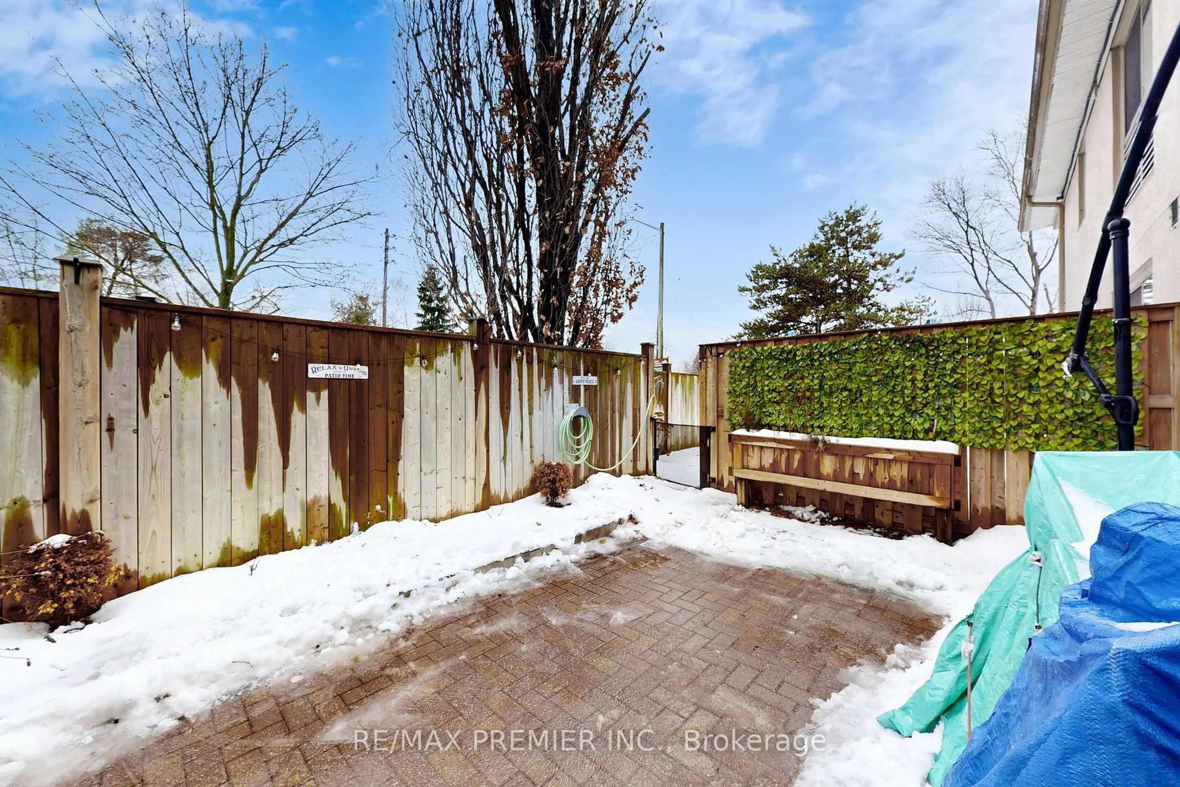 Patio, street for 8351 Mclaughlin Rd #127, Brampton Ontario L6Y 4H8