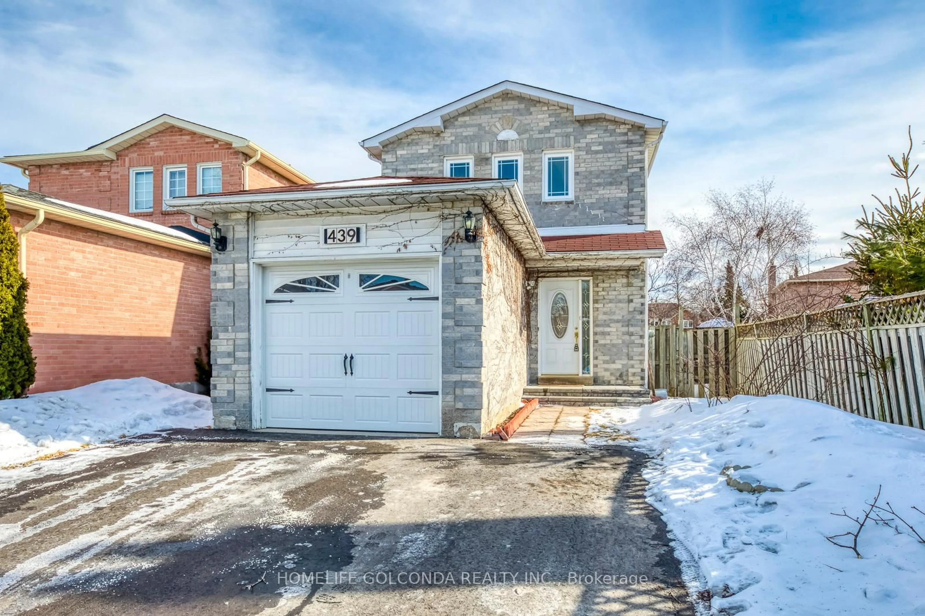 Home with brick exterior material, street for 439 Bluesky Cres, Mississauga Ontario L5R 2R9