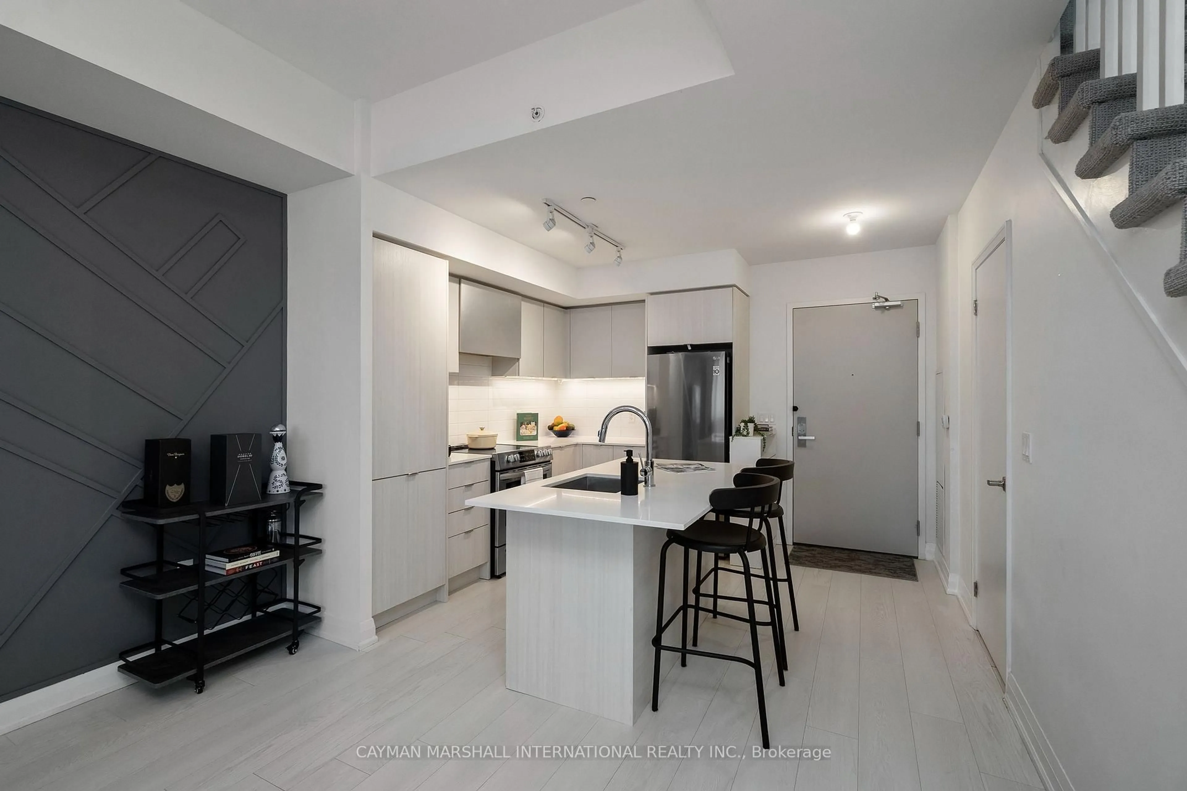 Open concept kitchen, unknown for 30 Gibbs Rd #108, Toronto Ontario M9B 0E4
