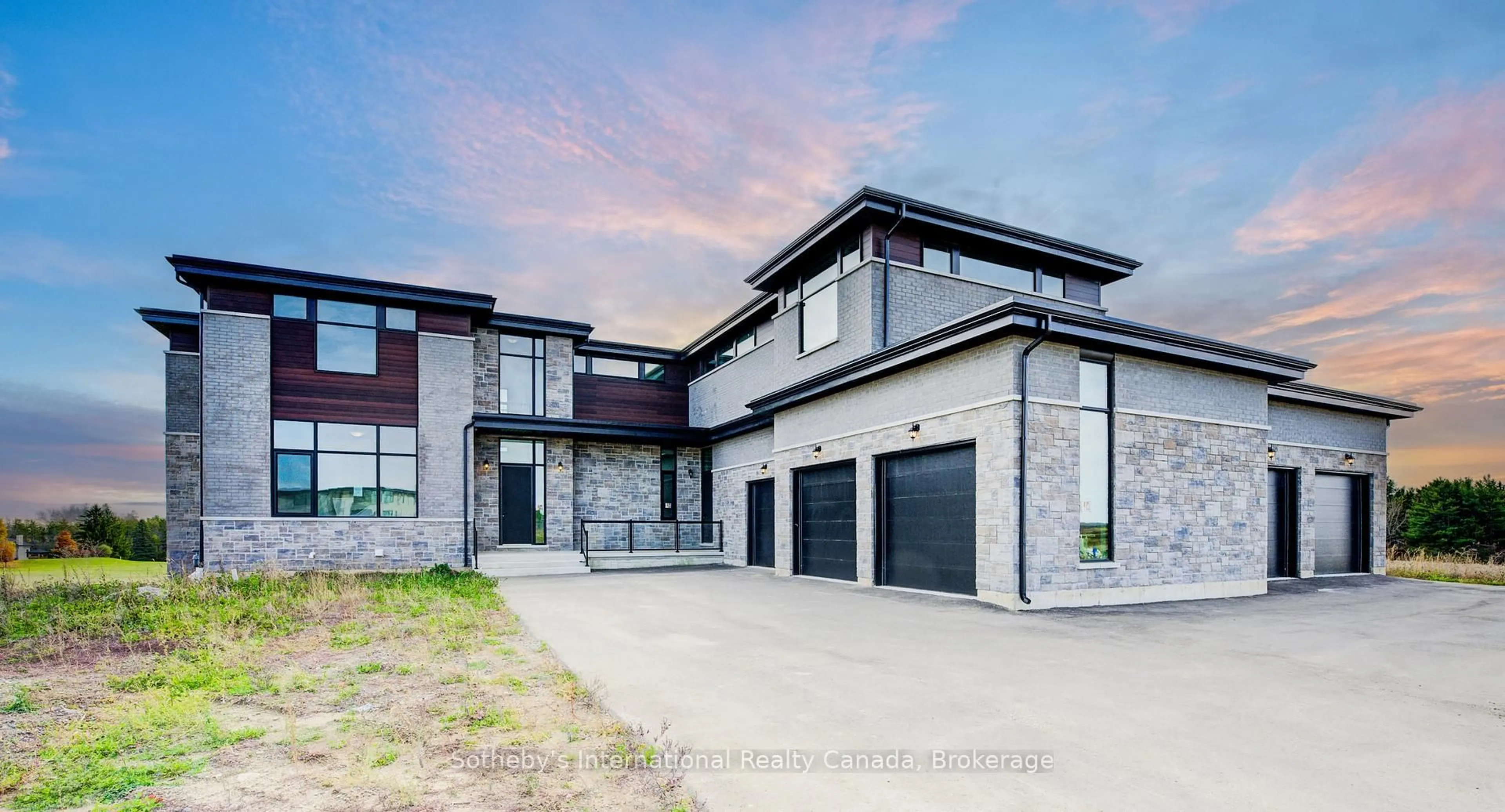 Home with brick exterior material, unknown for 6 Sugarbush Crt, Halton Hills Ontario L7G 4S7