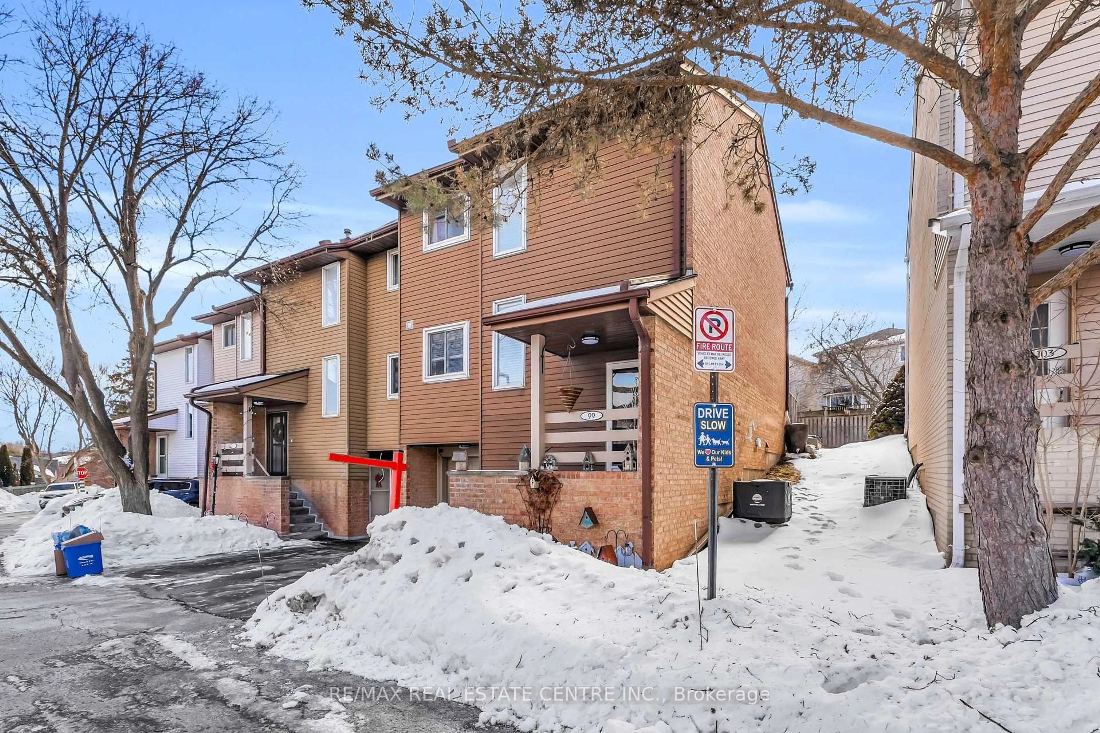 Unknown for 99 Lynden Circ, Halton Hills Ontario L7G 2J2