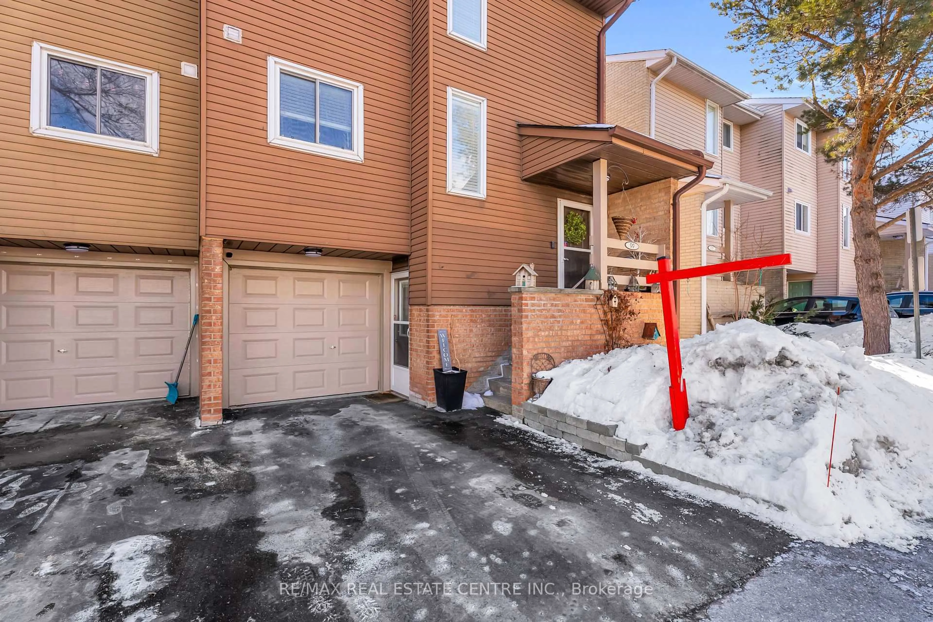 Unknown for 99 Lynden Circ, Halton Hills Ontario L7G 2J2