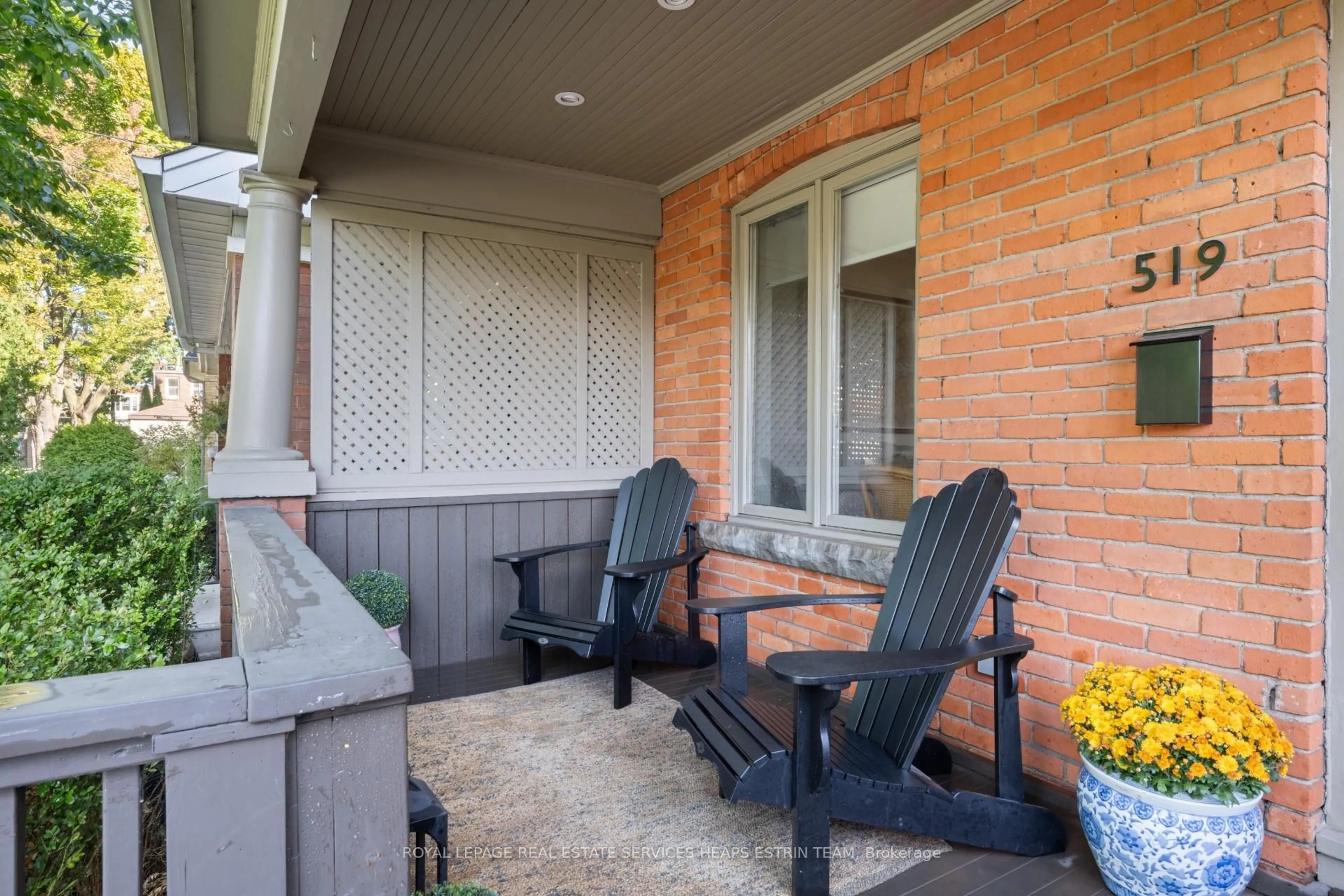 Patio, street for 519 Durie St, Toronto Ontario M6S 3G8
