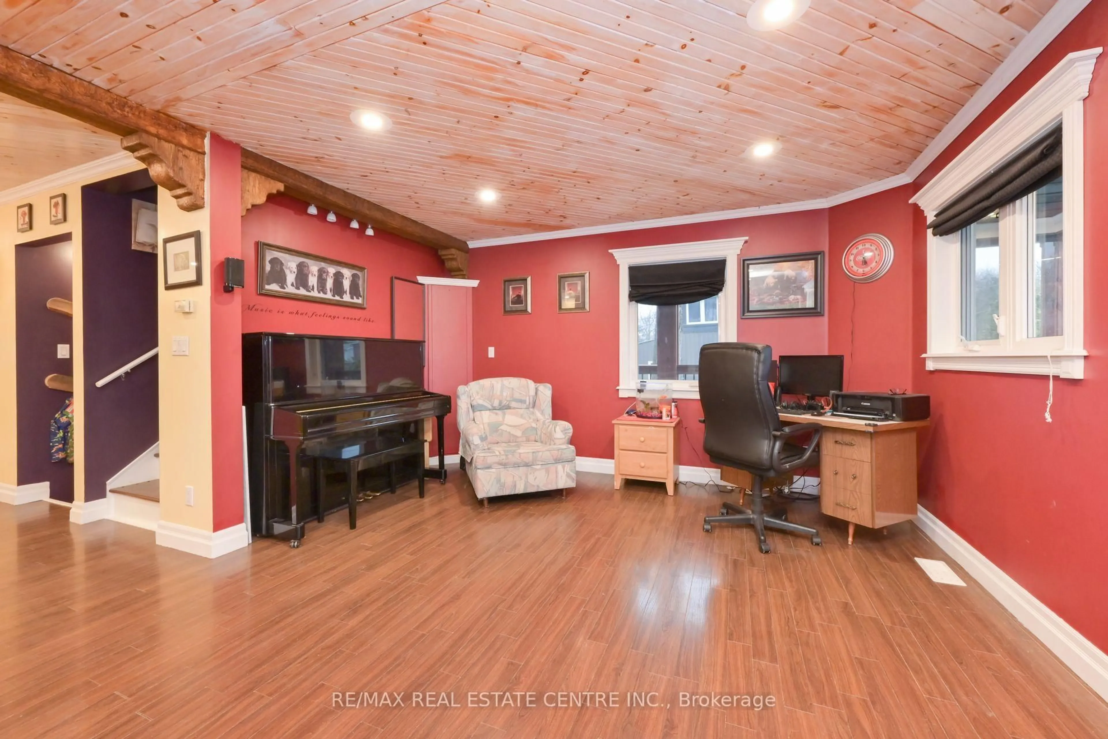 Unknown for 79 Commercial St, Milton Ontario L9T 2H8