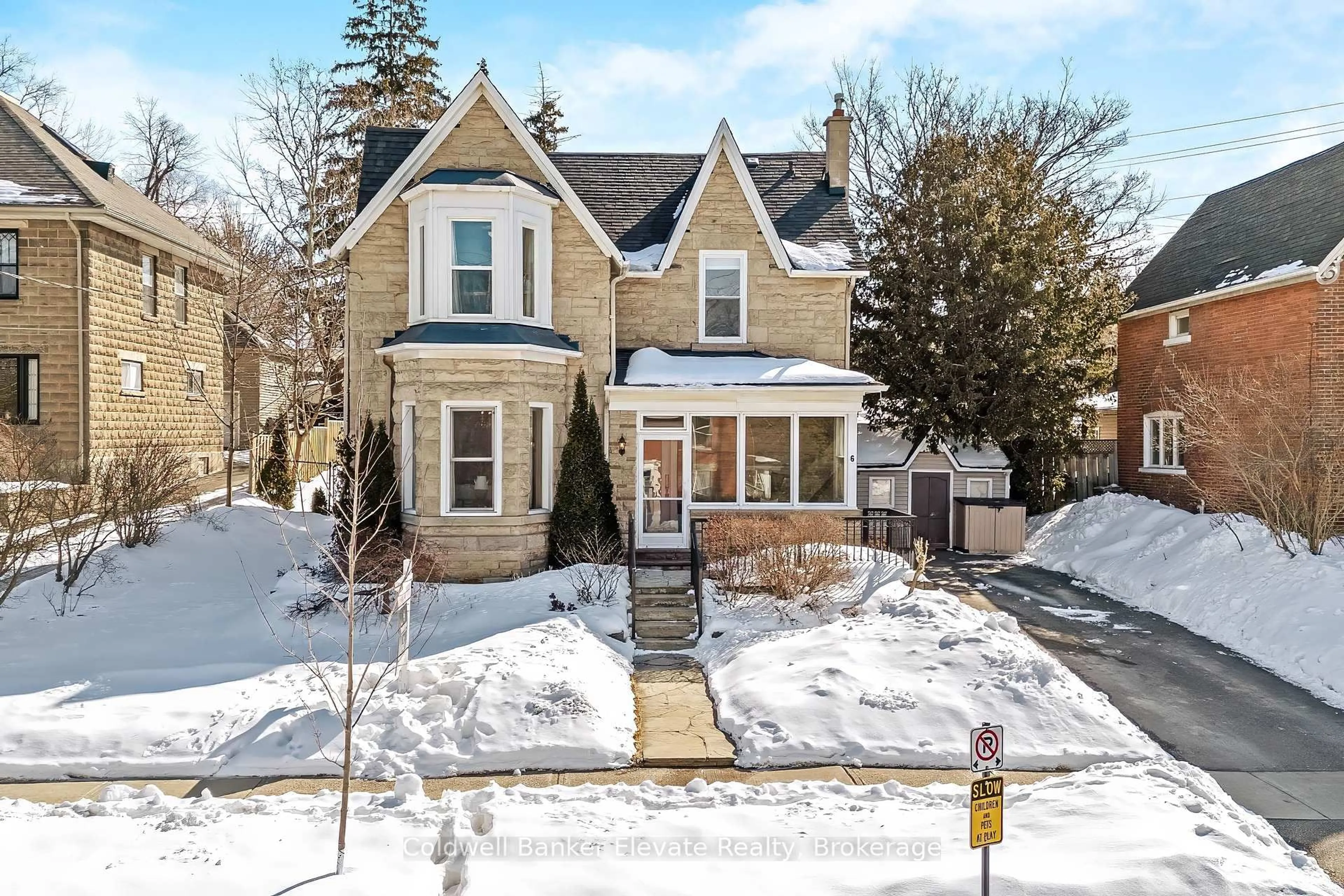 Unknown for 6 Queen St, Halton Hills Ontario L7G 2E4