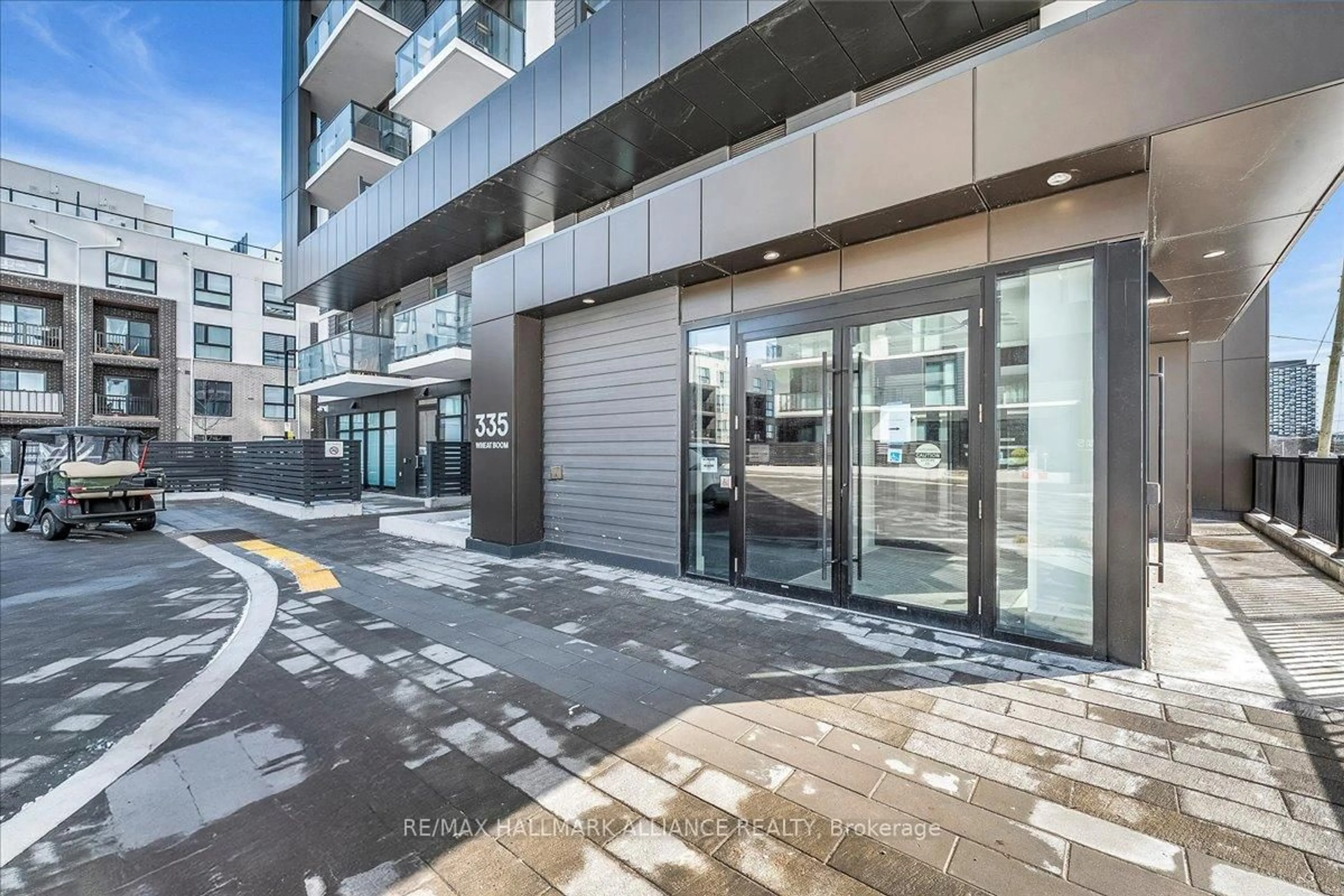 Unknown for 335 Wheat Boom Dr #812, Oakville Ontario L6H 7X5