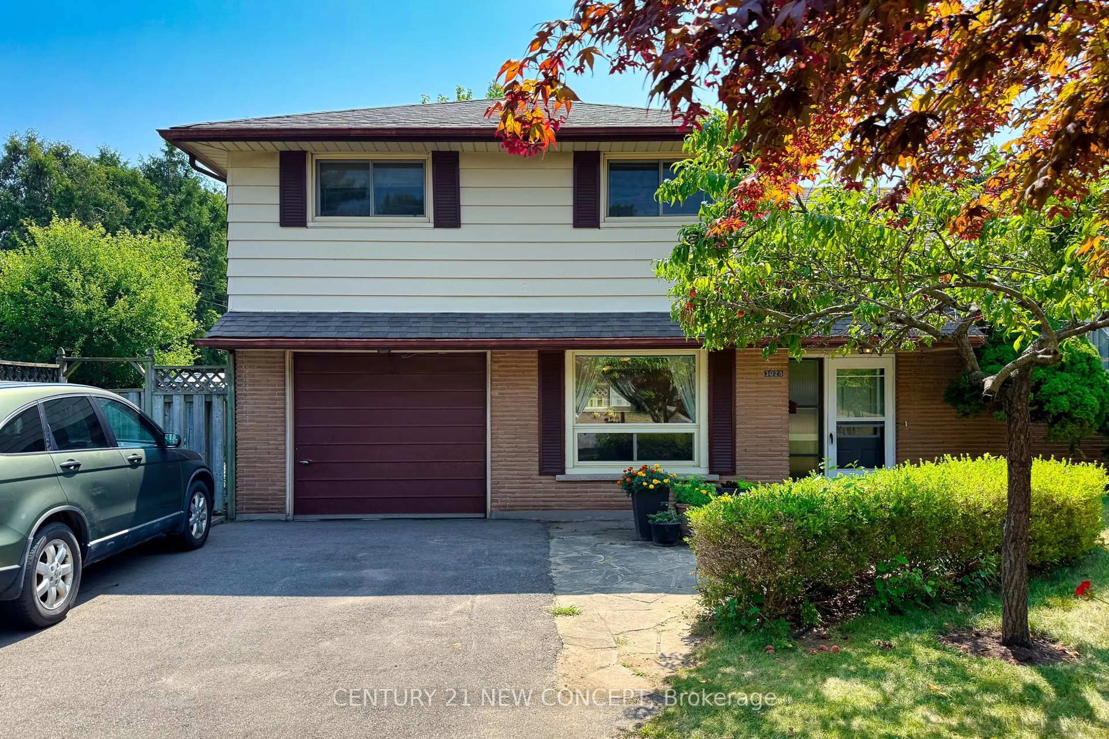 Home with brick exterior material, street for 3028 Eva Dr, Burlington Ontario L7N 2K4