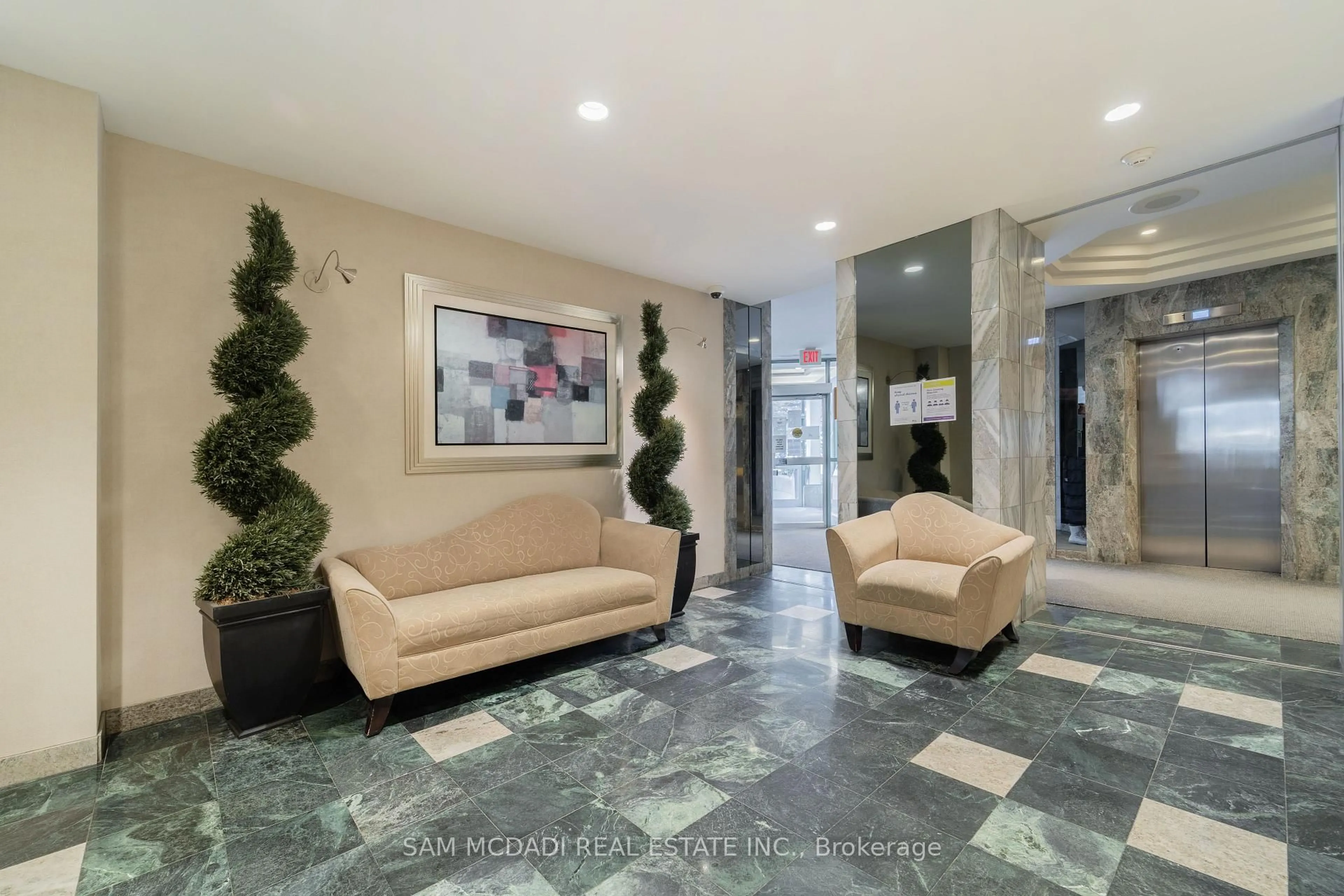 Lobby for 4460 Tucana Crt #1405, Mississauga Ontario L5R 3K9